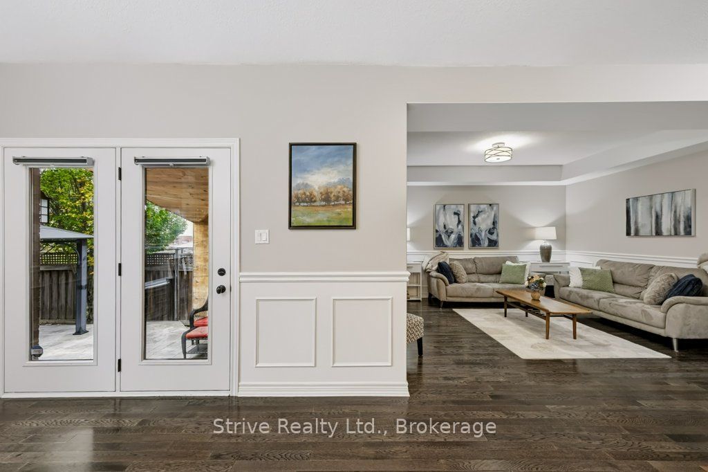 33 Wardlaw Avenue Property Photo 18