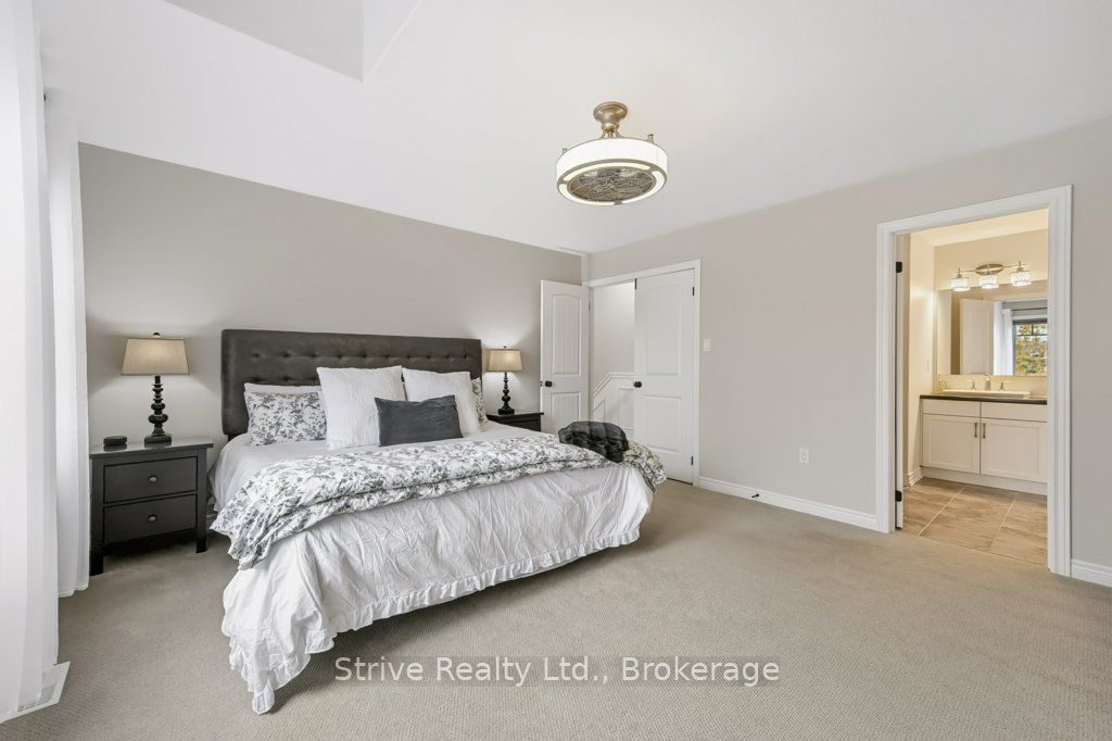 33 Wardlaw Avenue Property Photo 22