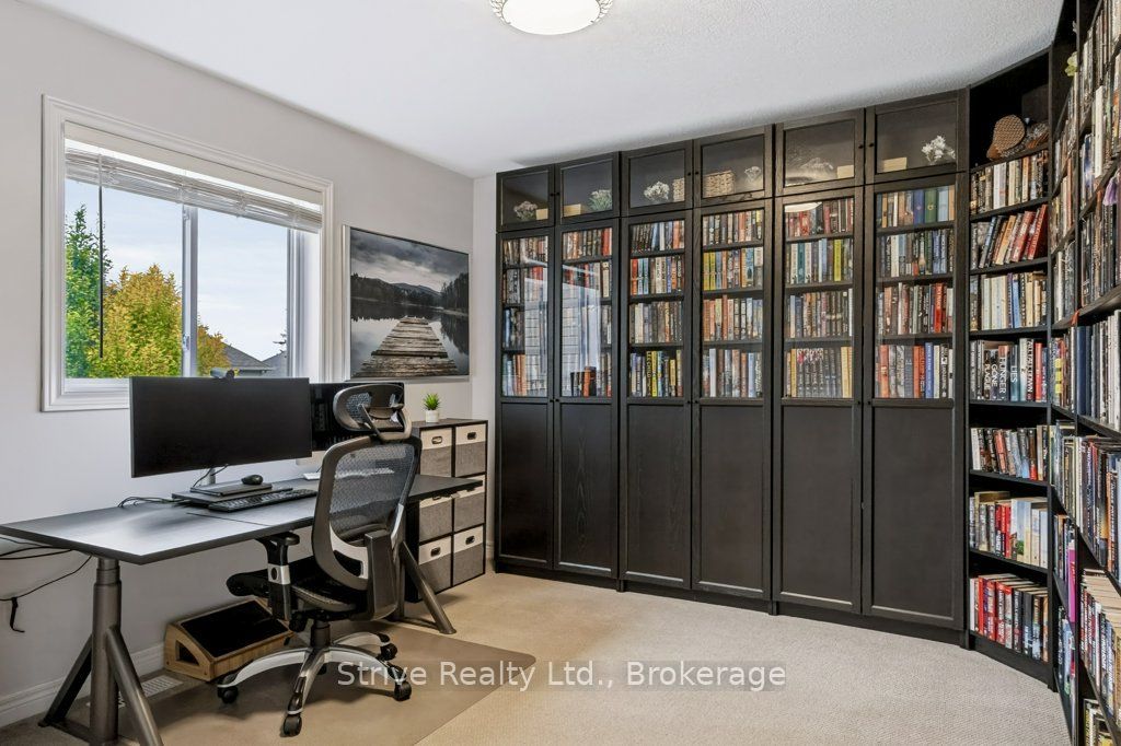 33 Wardlaw Avenue Property Photo 25