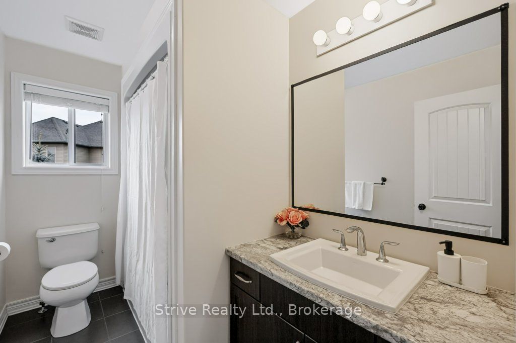 33 Wardlaw Avenue Property Photo 29