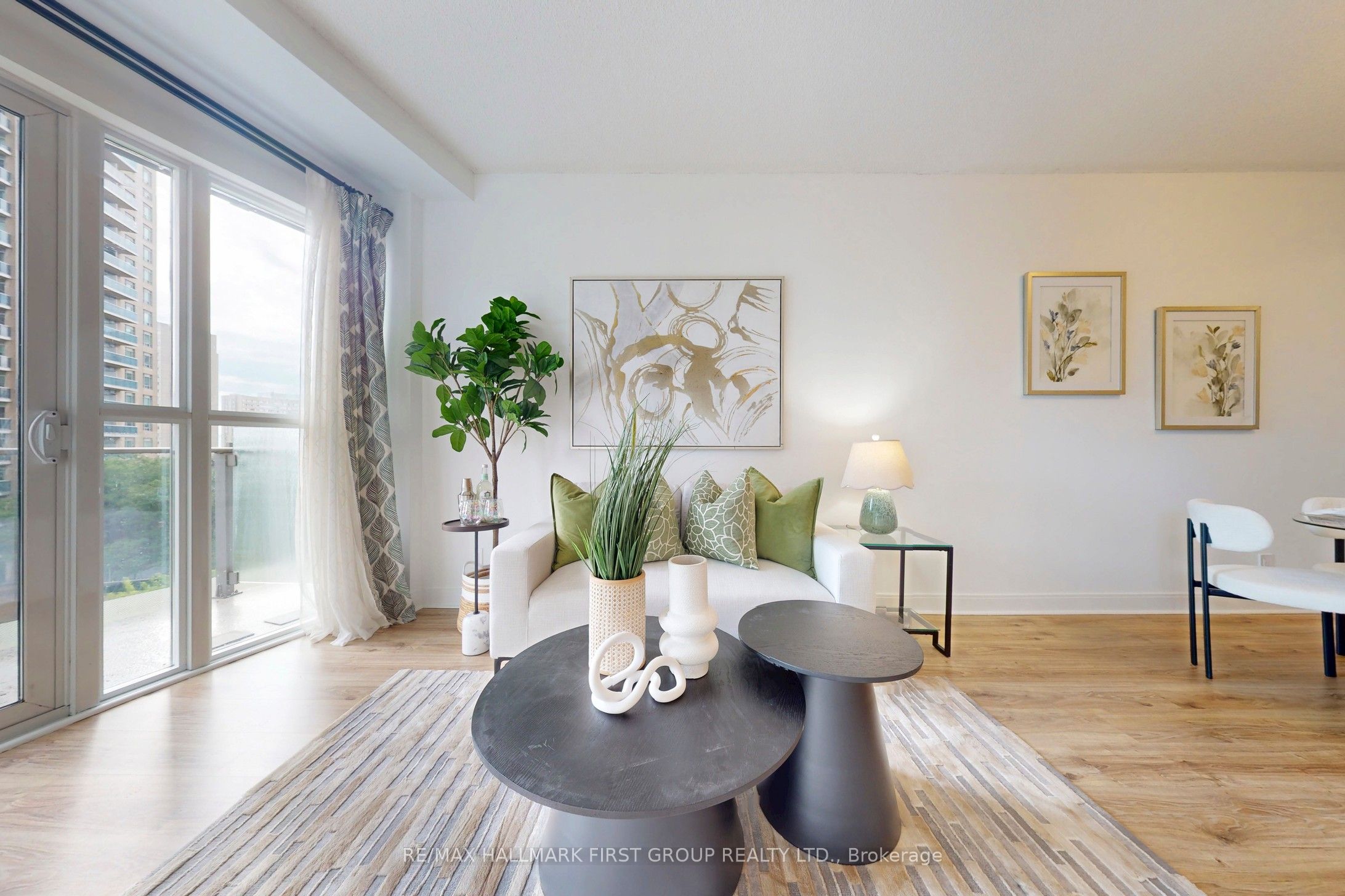 50 Absolute Avenue 603 Property Photo 4