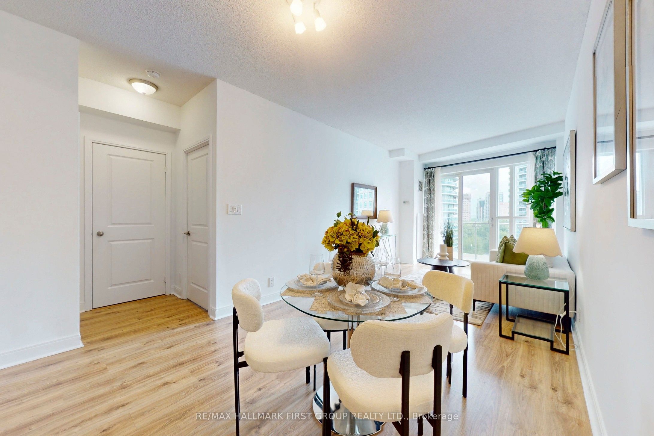 50 Absolute Avenue 603 Property Photo 7