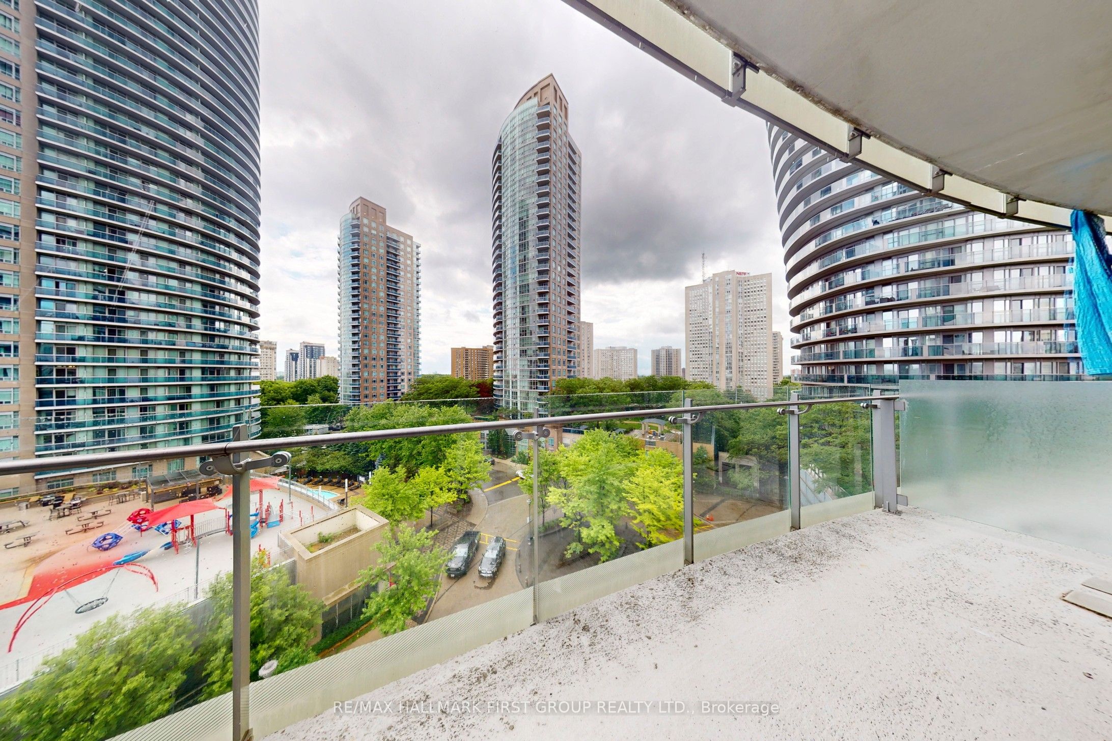 50 Absolute Avenue 603 Property Photo 21