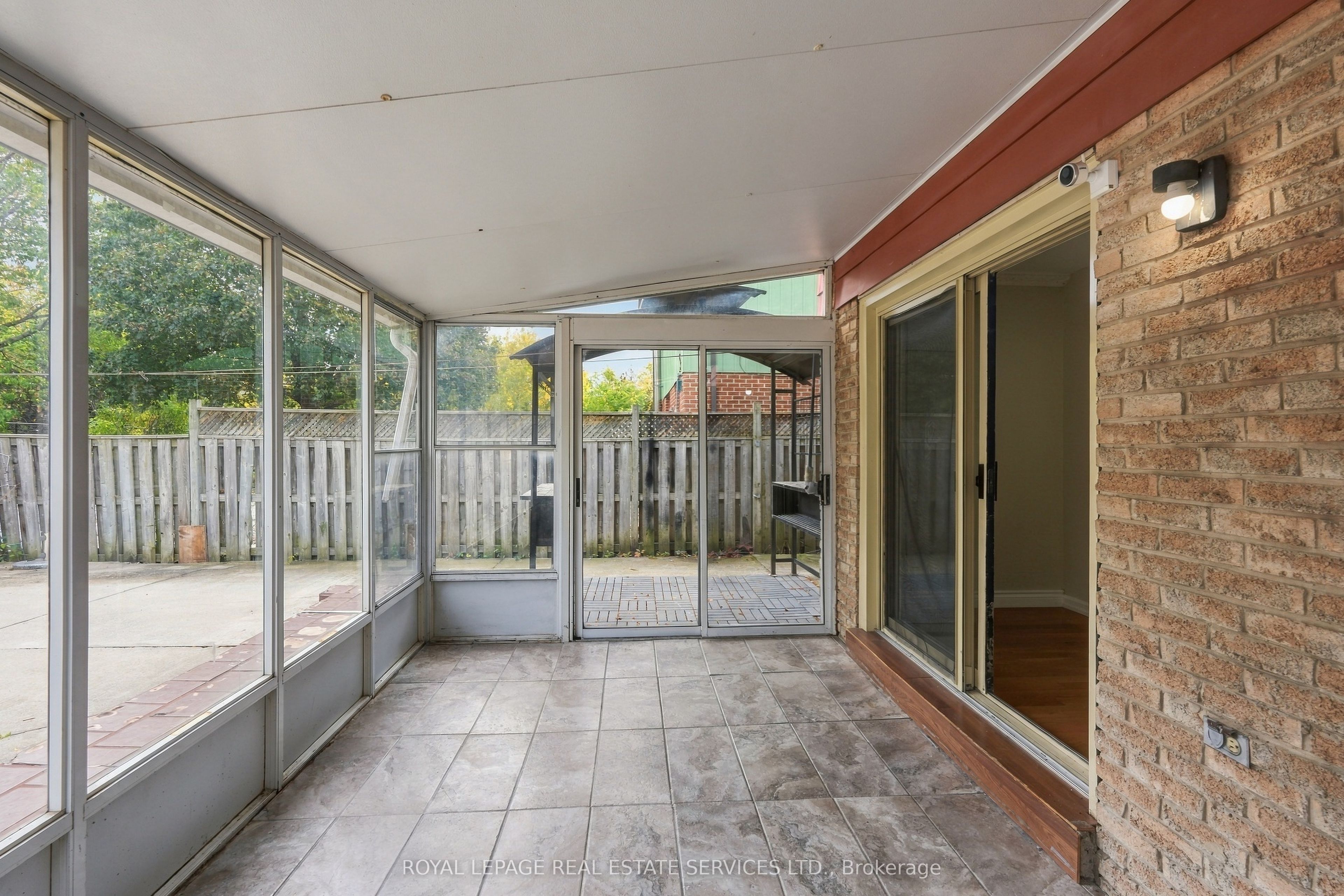 7179 Delmonte Crescent Property Photo 13