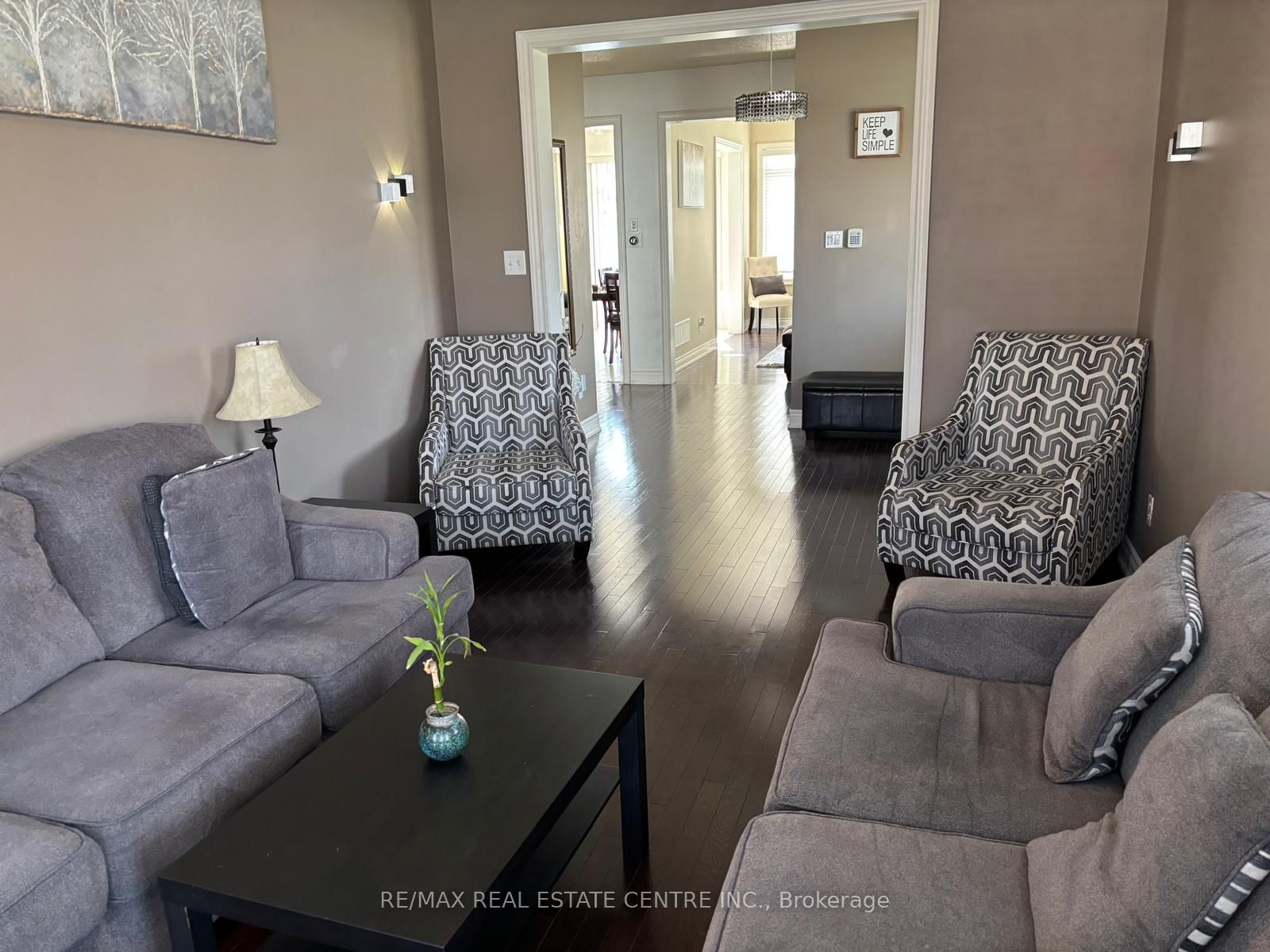 5496 Meadowcrest Avenue Main Property Photo 4