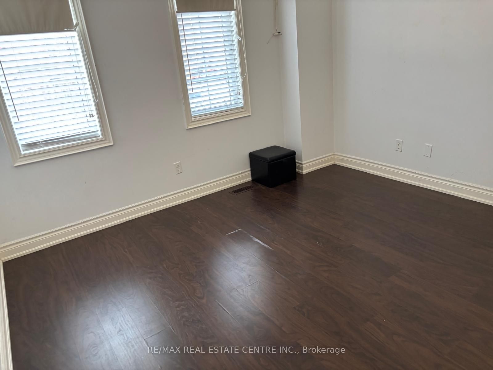 5496 Meadowcrest Avenue Main Property Photo 14