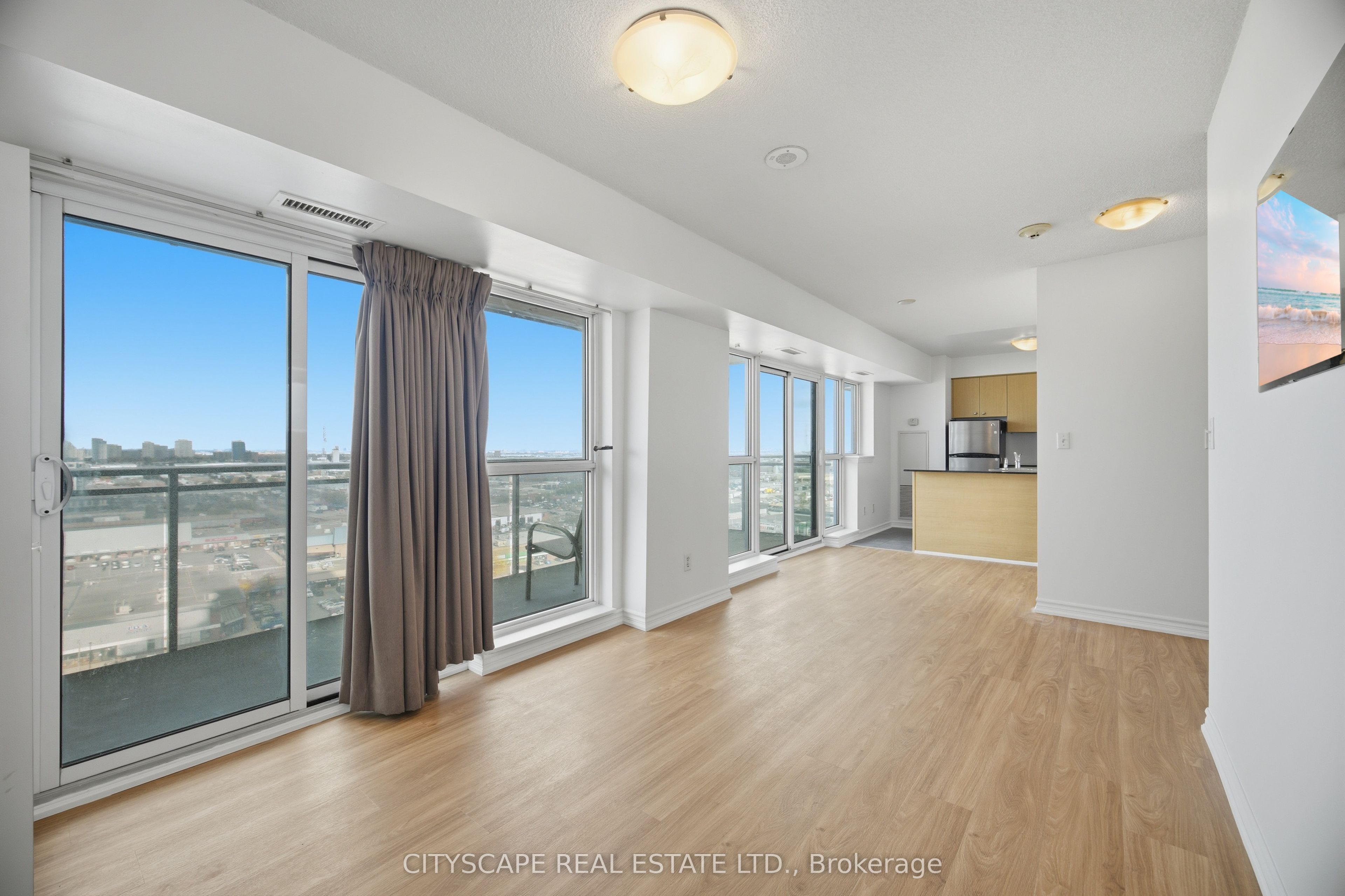 215 Queen Street E 1601 Property Photo 17