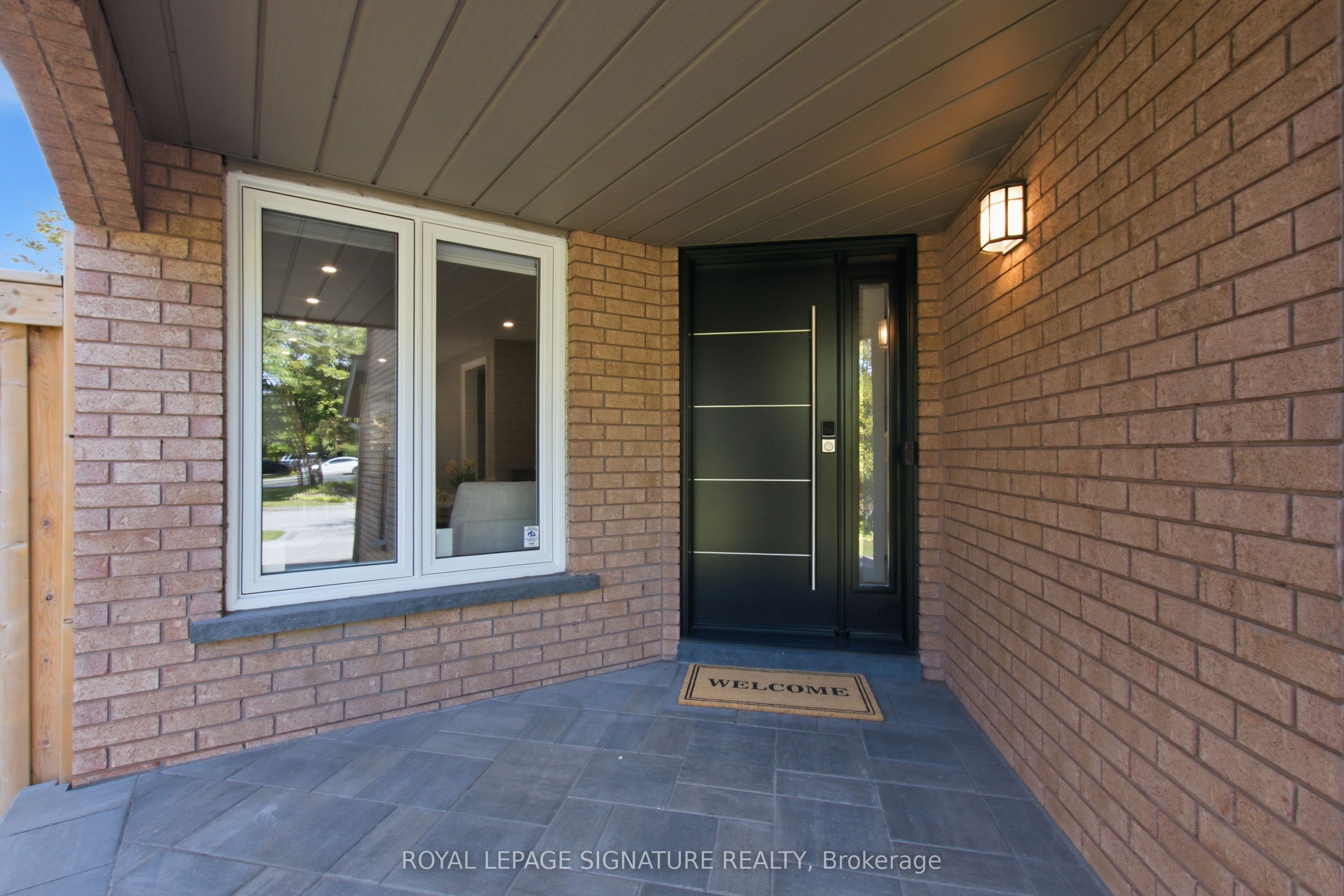 2516 Willowburne Drive Property Photo 2