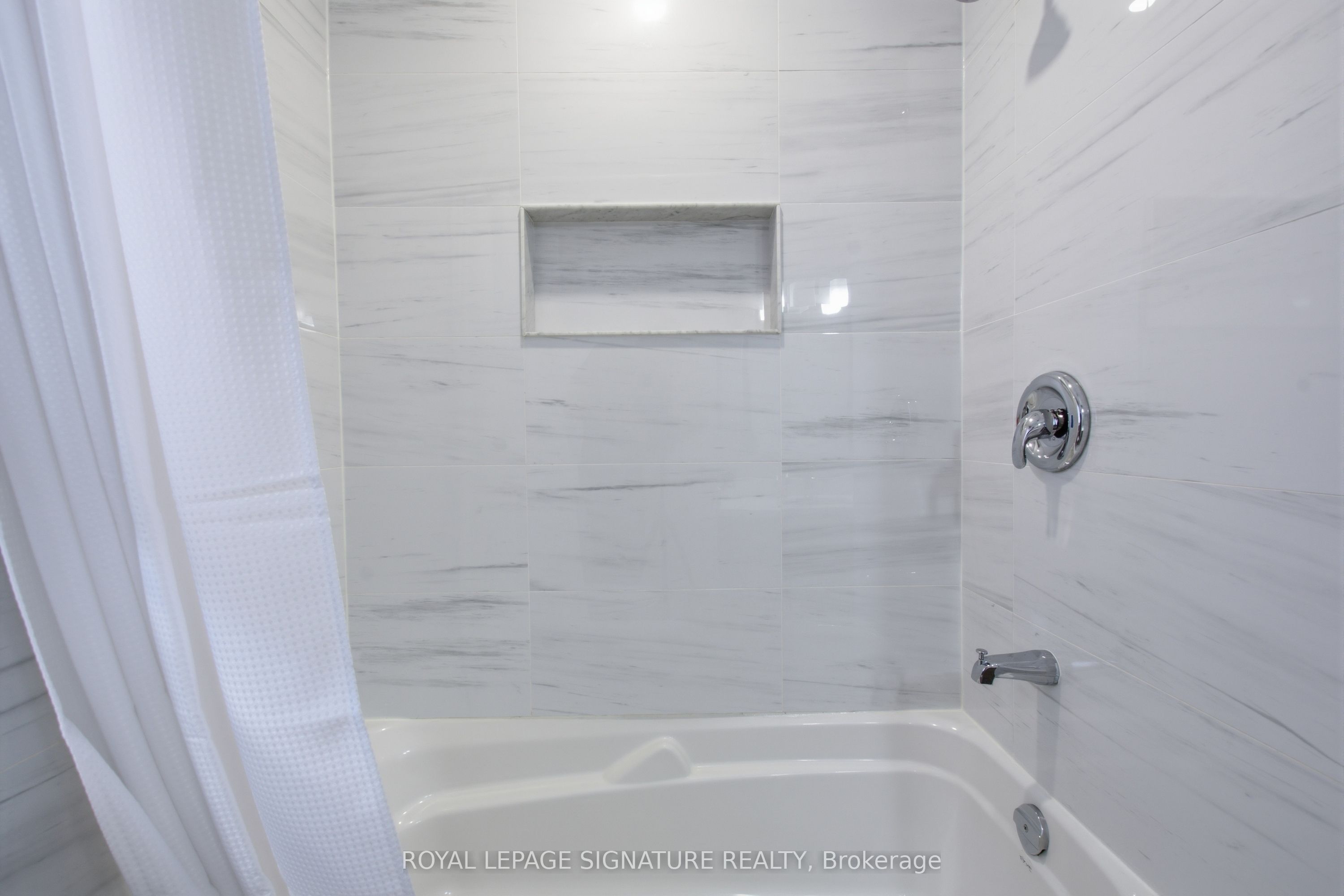 2516 Willowburne Drive Property Photo 25