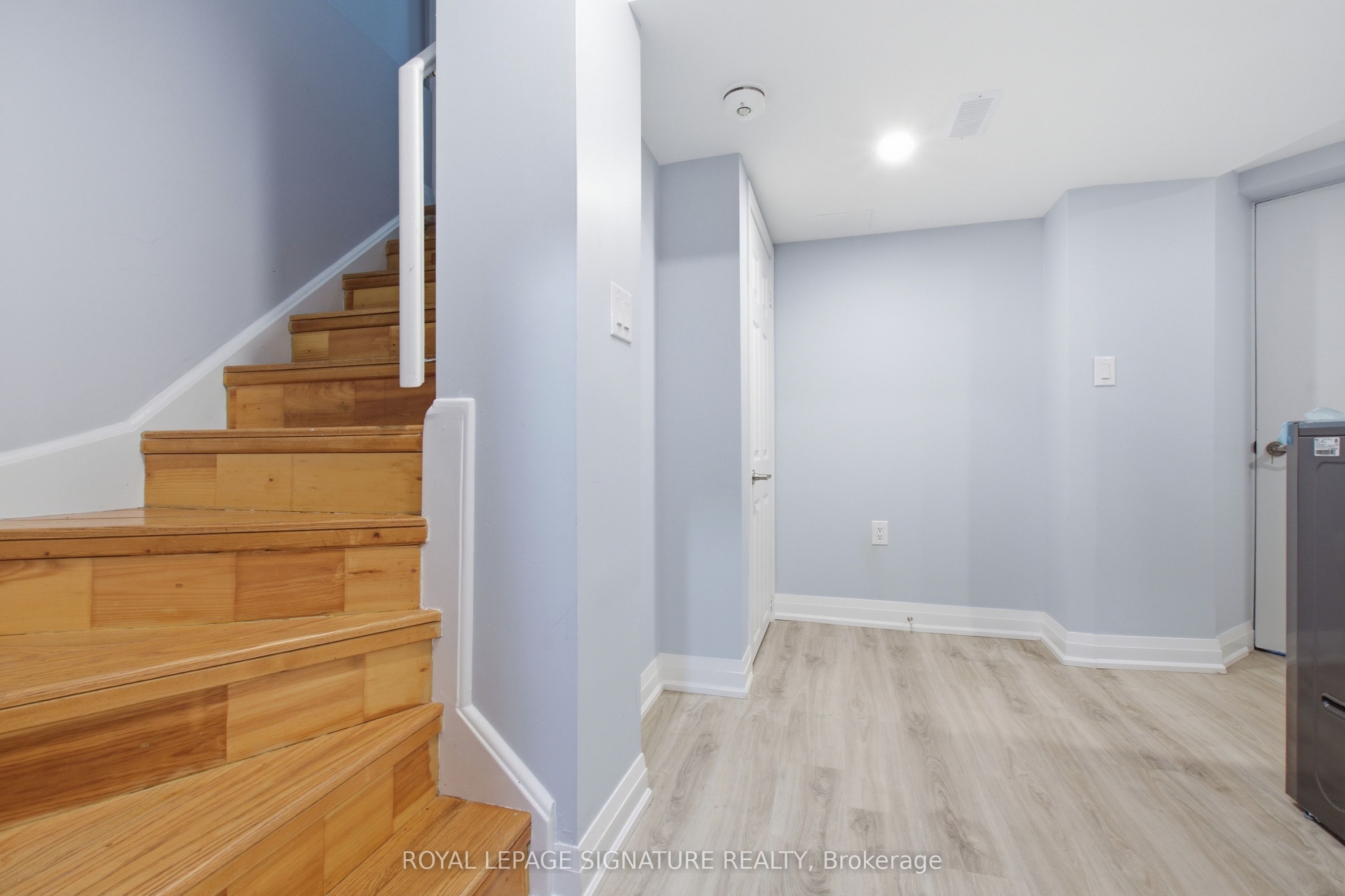 2516 Willowburne Drive Property Photo 33