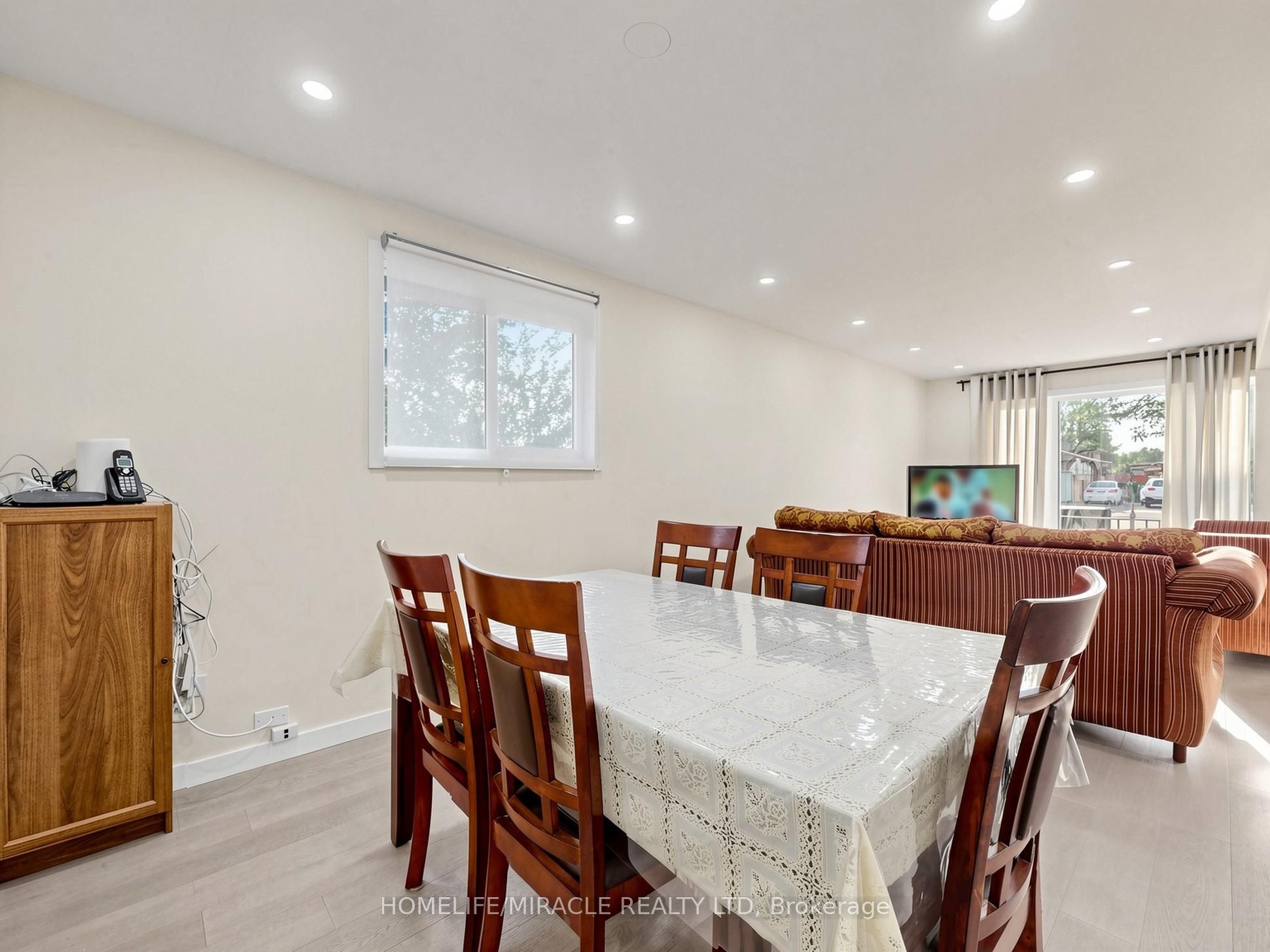 3694 Brandon Gate Drive Property Photo 12