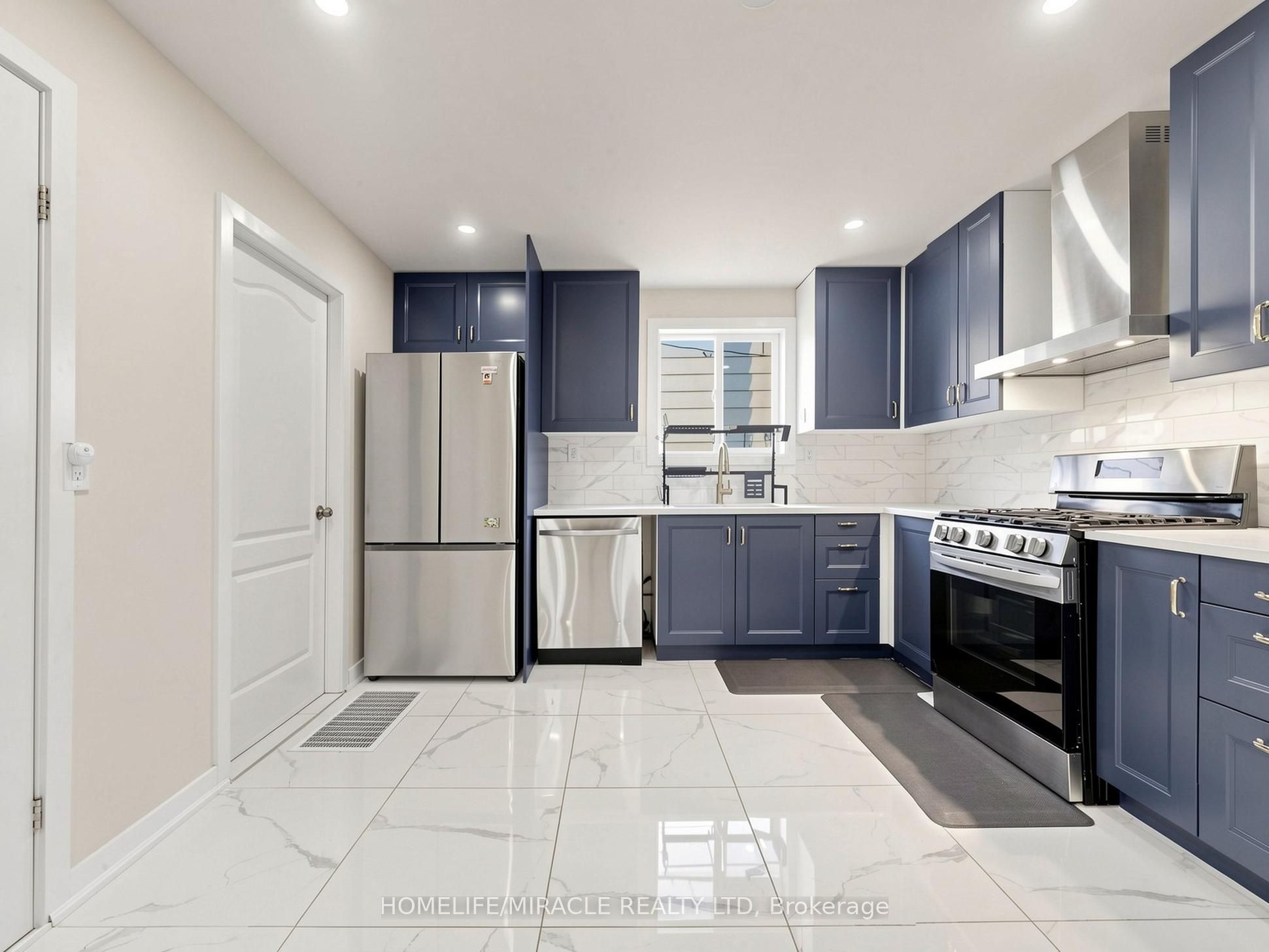3694 Brandon Gate Drive Property Photo 14