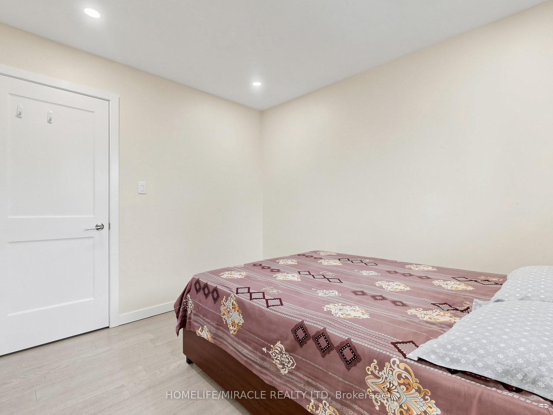 3694 Brandon Gate Drive Property Photo 22