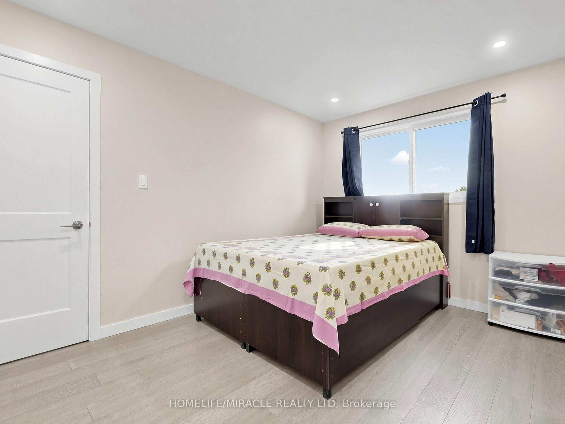 3694 Brandon Gate Drive Property Photo 23