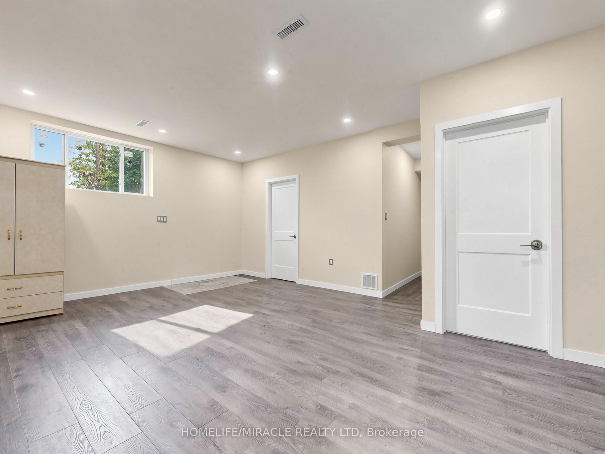 3694 Brandon Gate Drive Property Photo 32