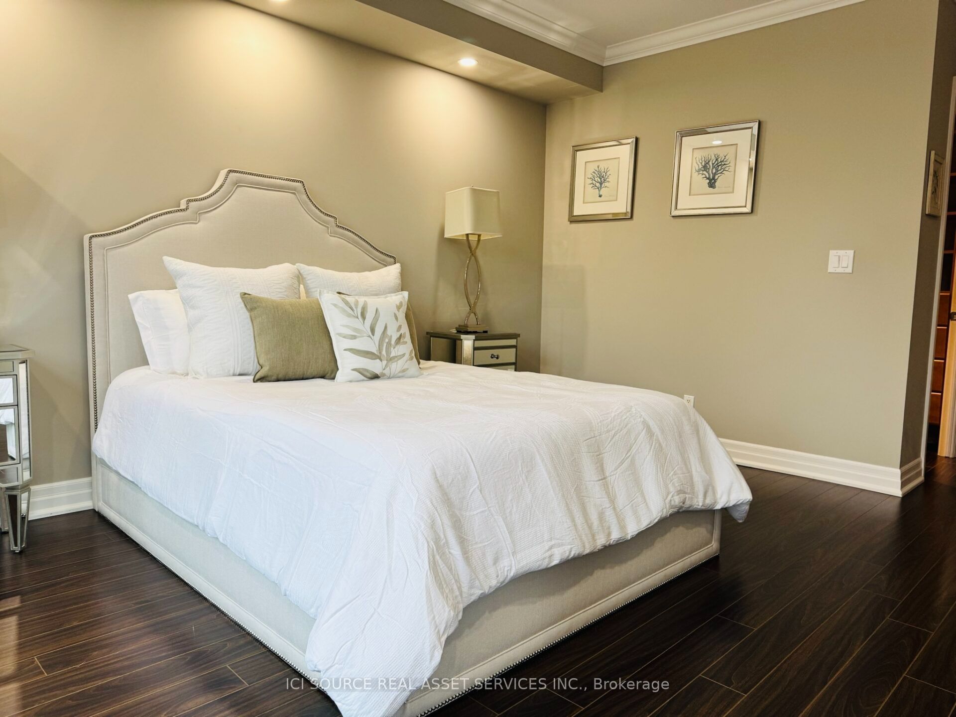 2855 Bloor Street W 515 Property Photo 17