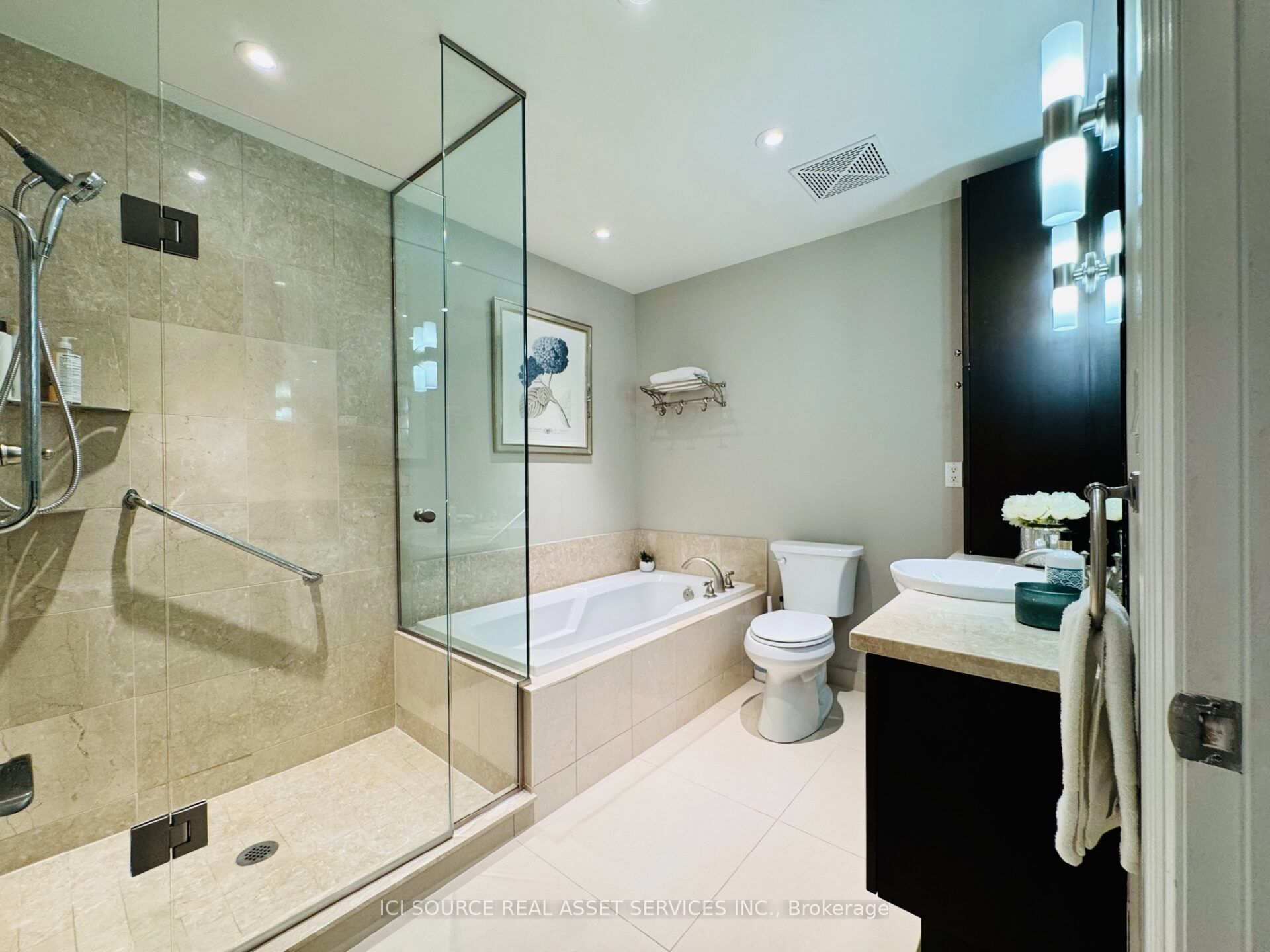 2855 Bloor Street W 515 Property Photo 21