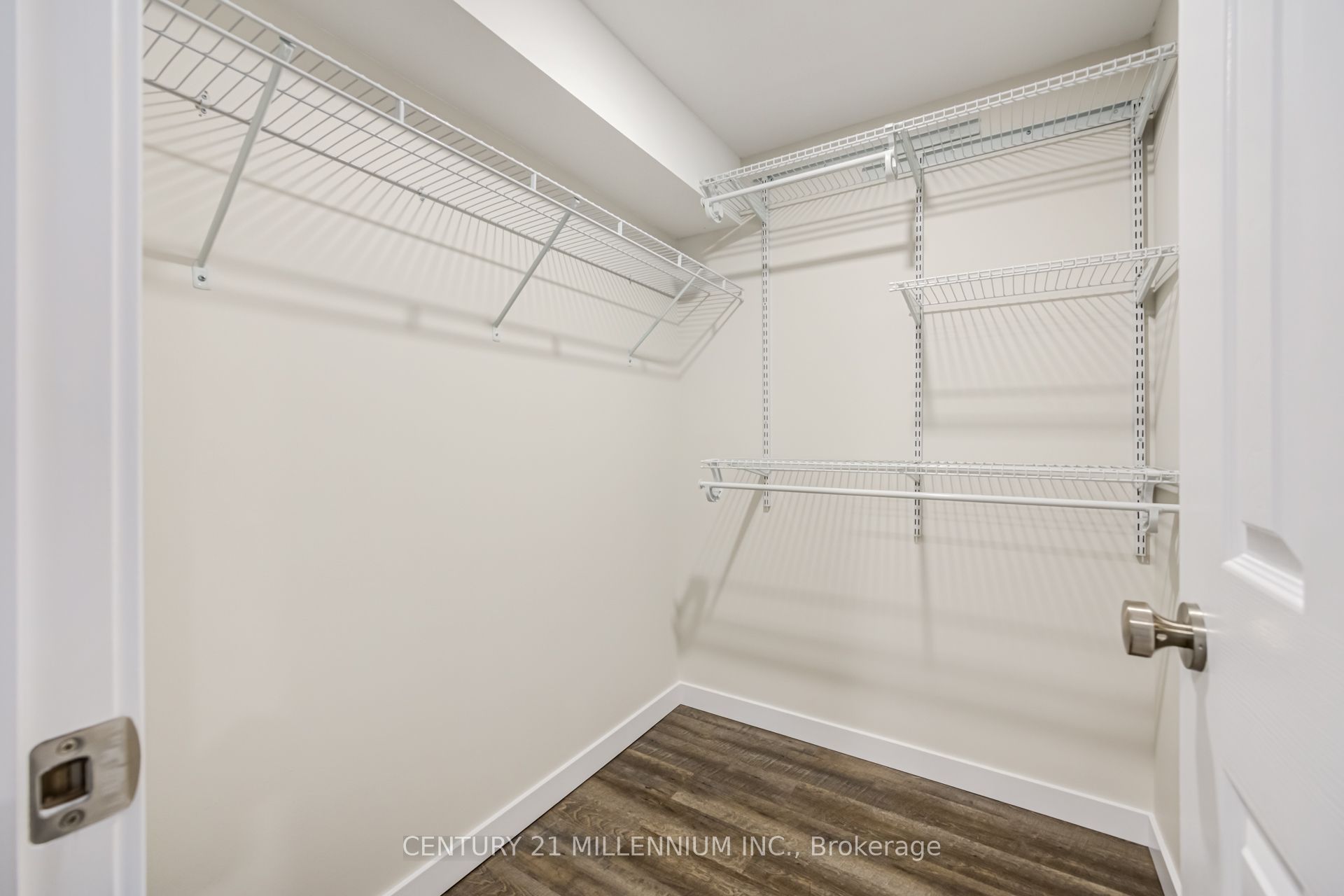 18 Leneck Avenue Basement Property Photo 14