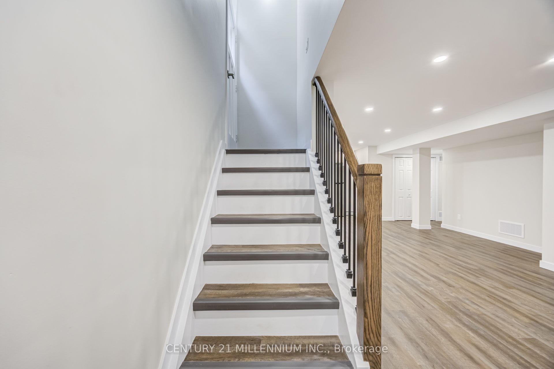 18 Leneck Avenue Basement Property Photo 21