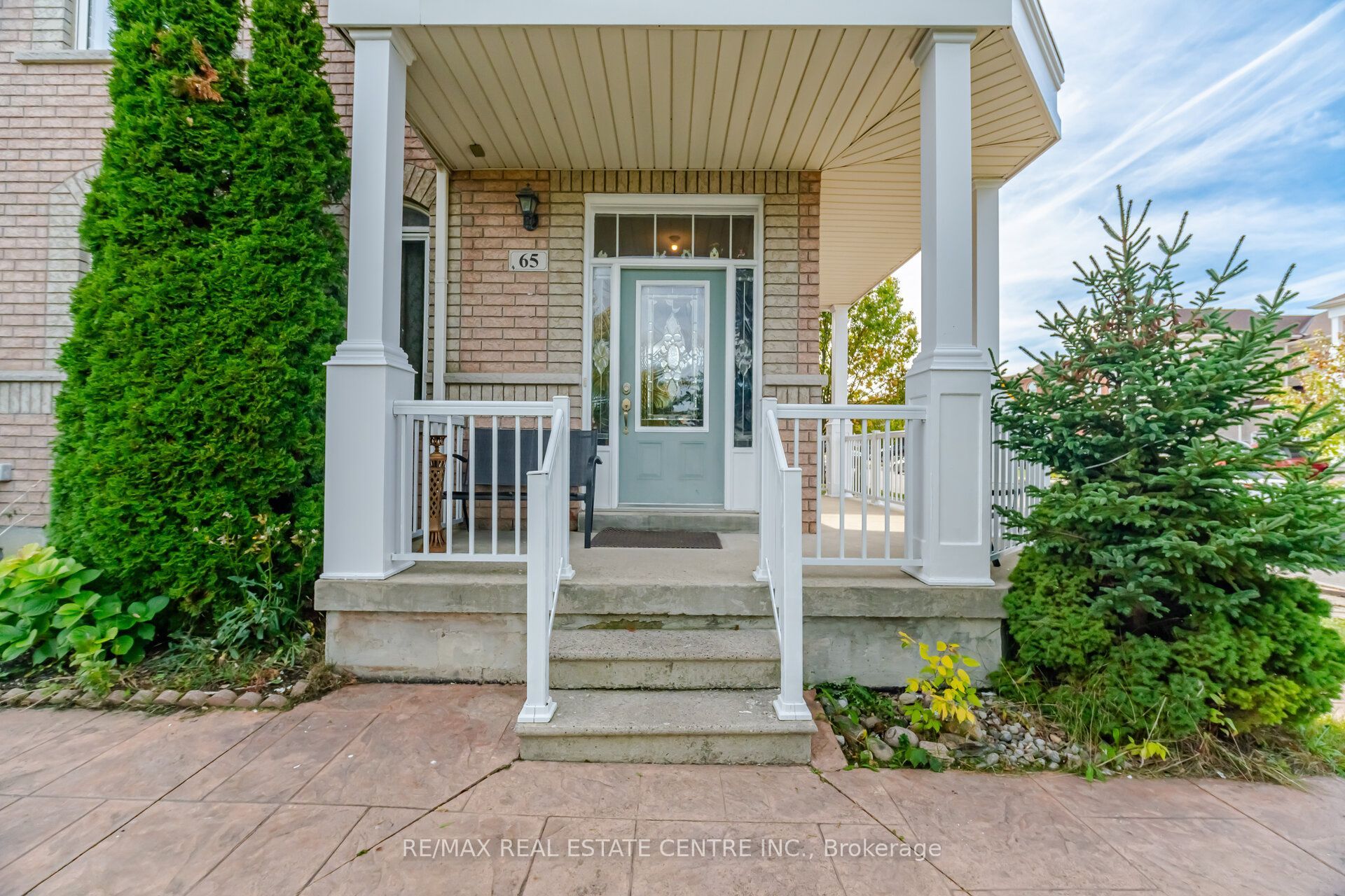 65 Connolly Crescent Property Photo 5