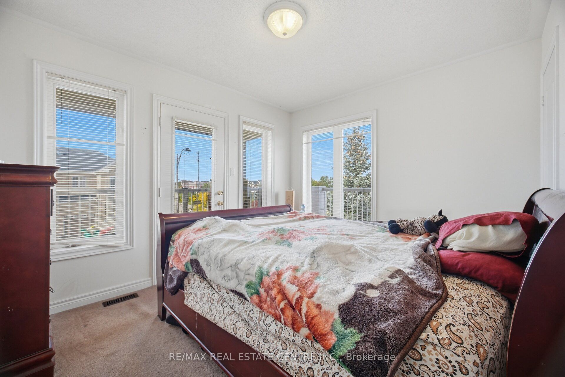 65 Connolly Crescent Property Photo 29
