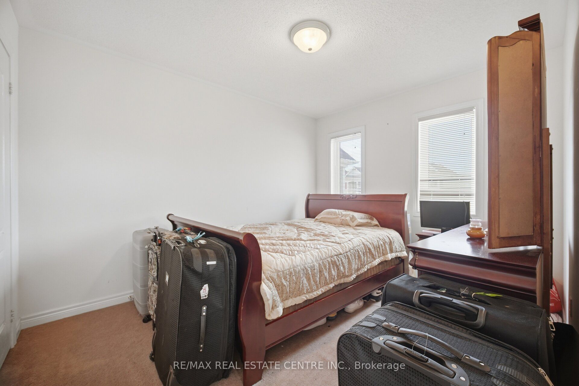 65 Connolly Crescent Property Photo 33