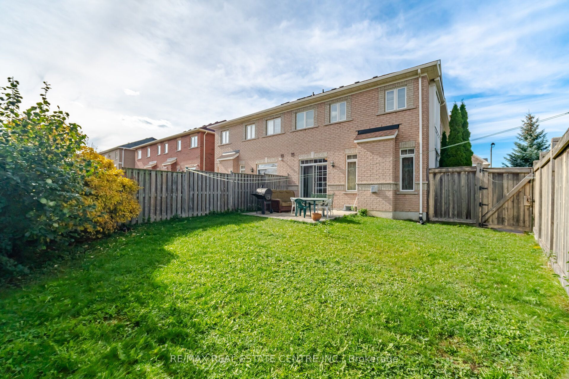 65 Connolly Crescent Property Photo 44