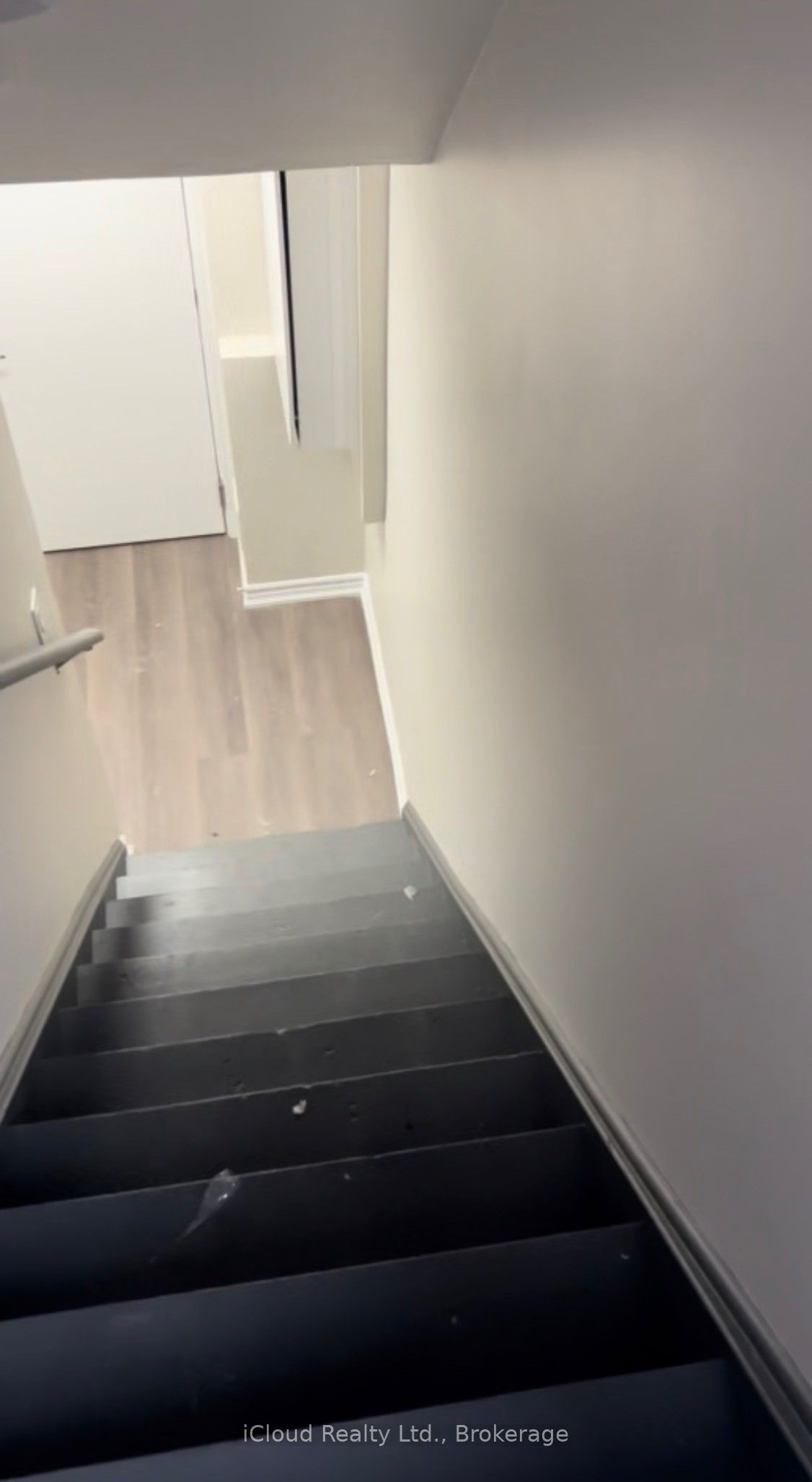 5473 Red Brush Drive Property Photo 1