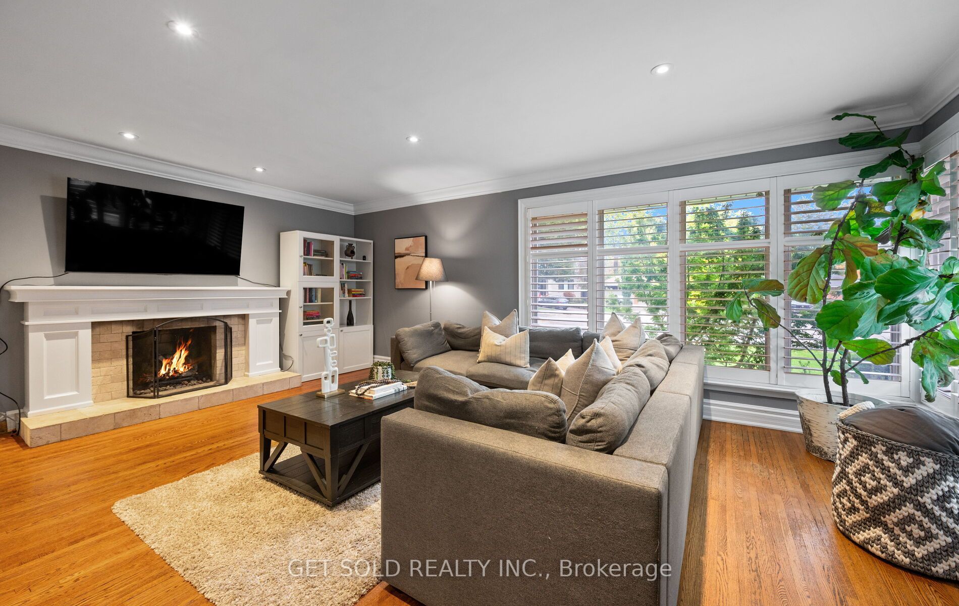 136 Prince George Drive Property Photo 1