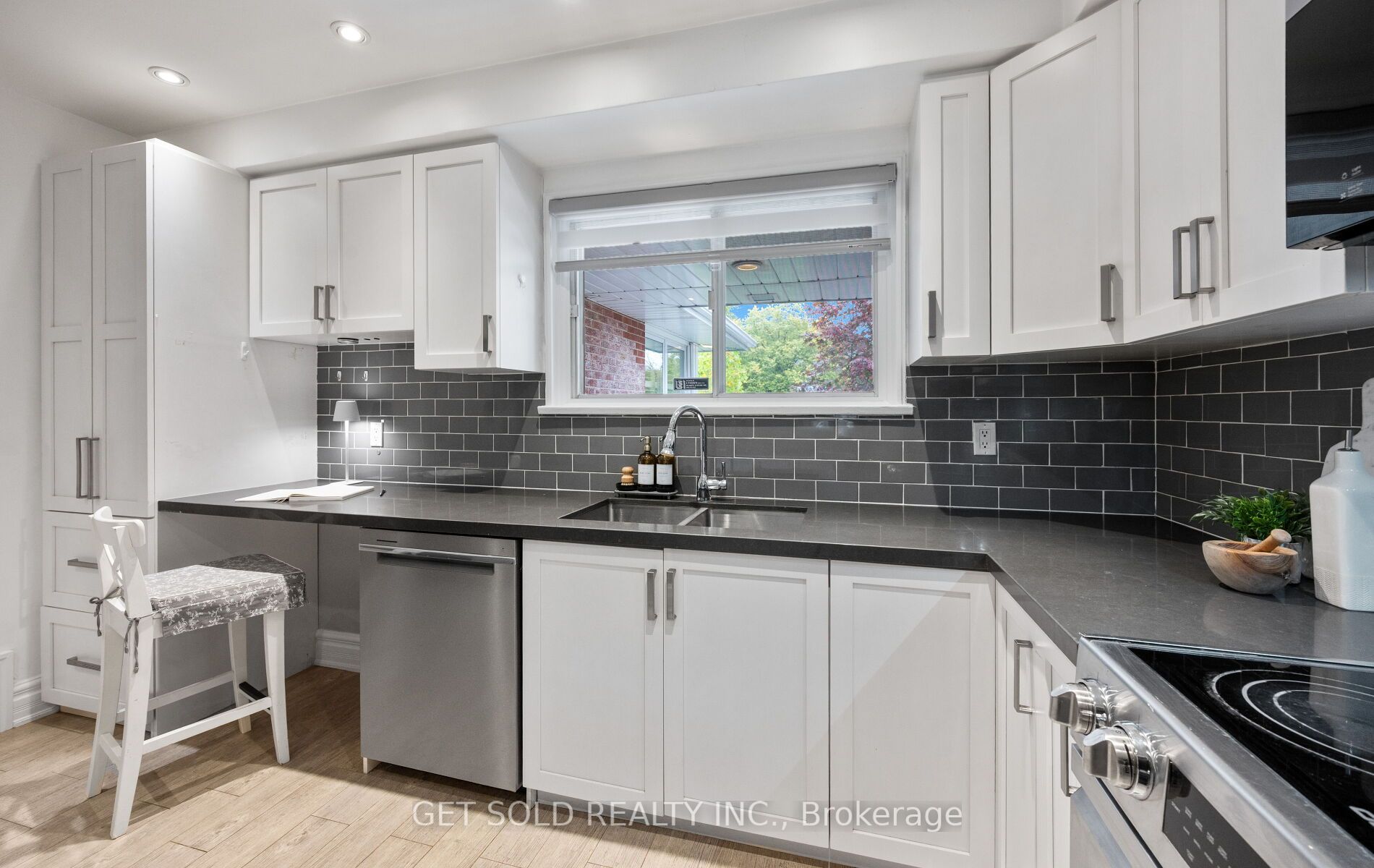 136 Prince George Drive Property Photo 10