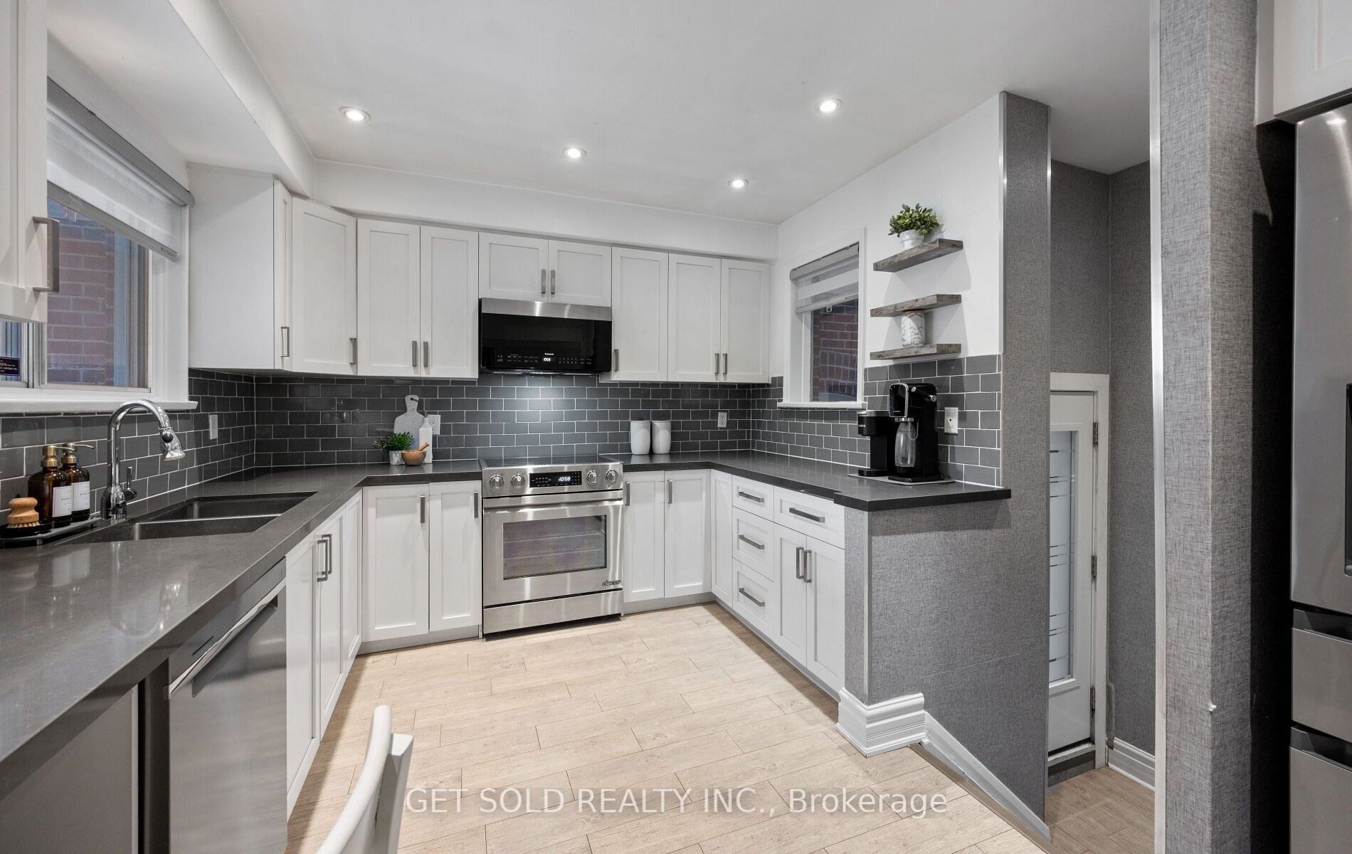 136 Prince George Drive Property Photo 12