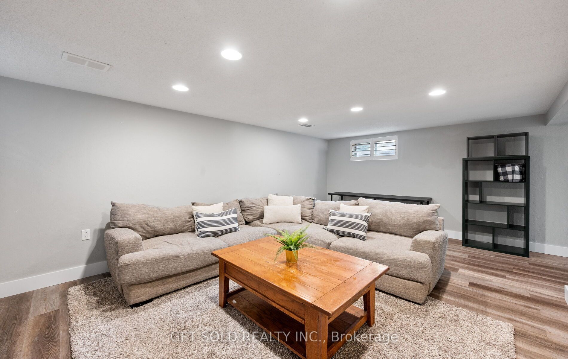136 Prince George Drive Property Photo 26
