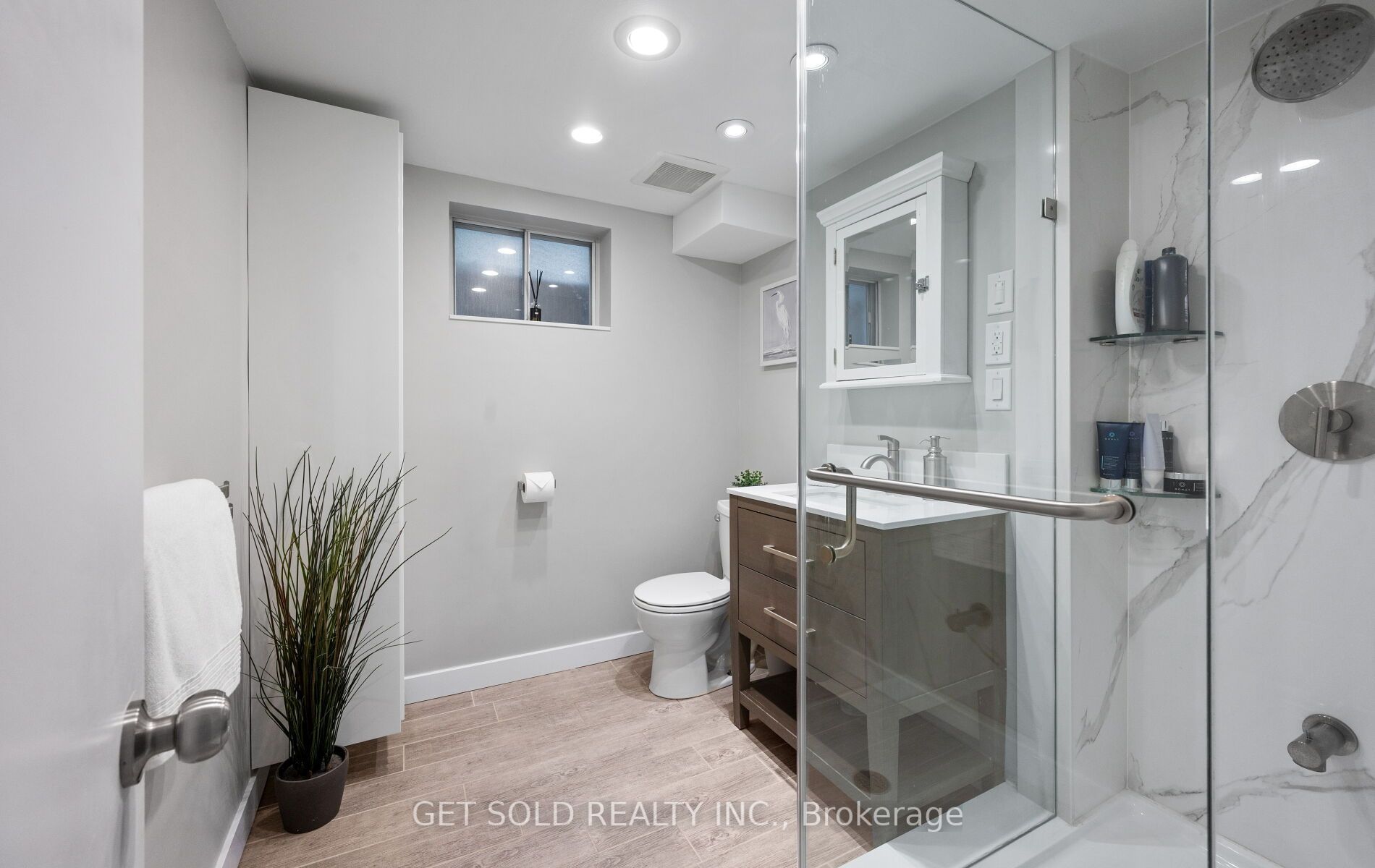 136 Prince George Drive Property Photo 32
