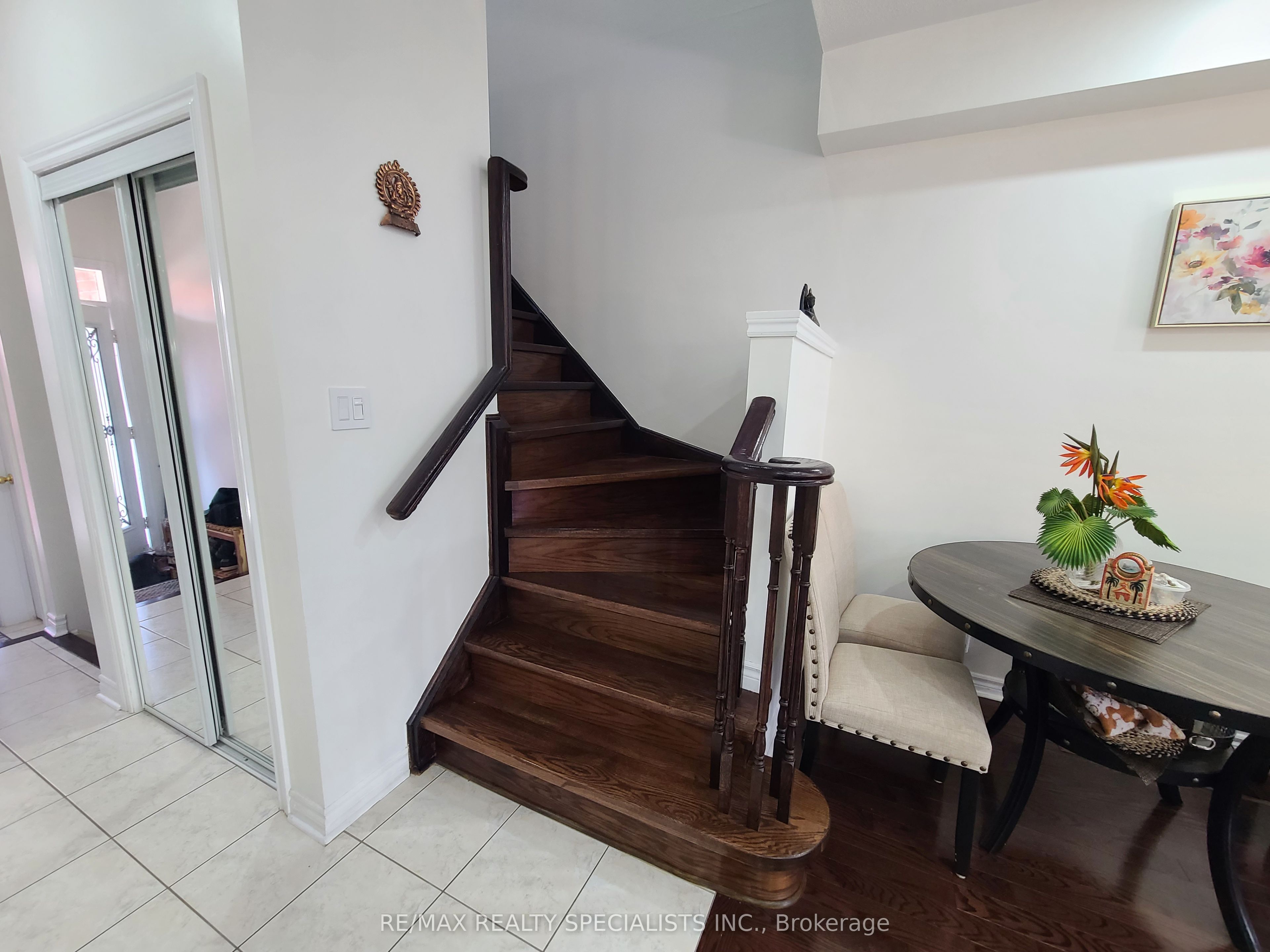 360 Hobbs Crescent Property Photo 19