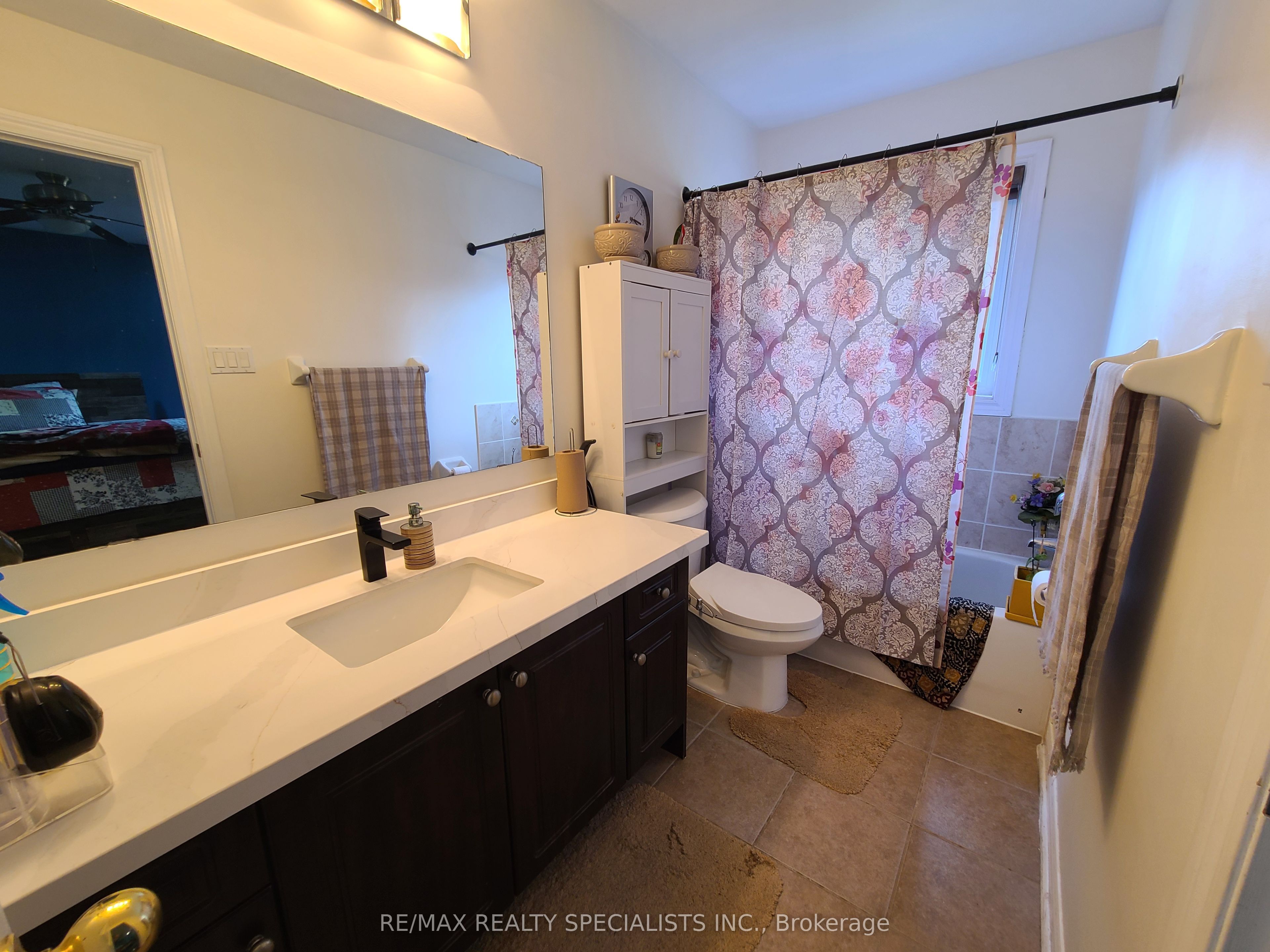 360 Hobbs Crescent Property Photo 27
