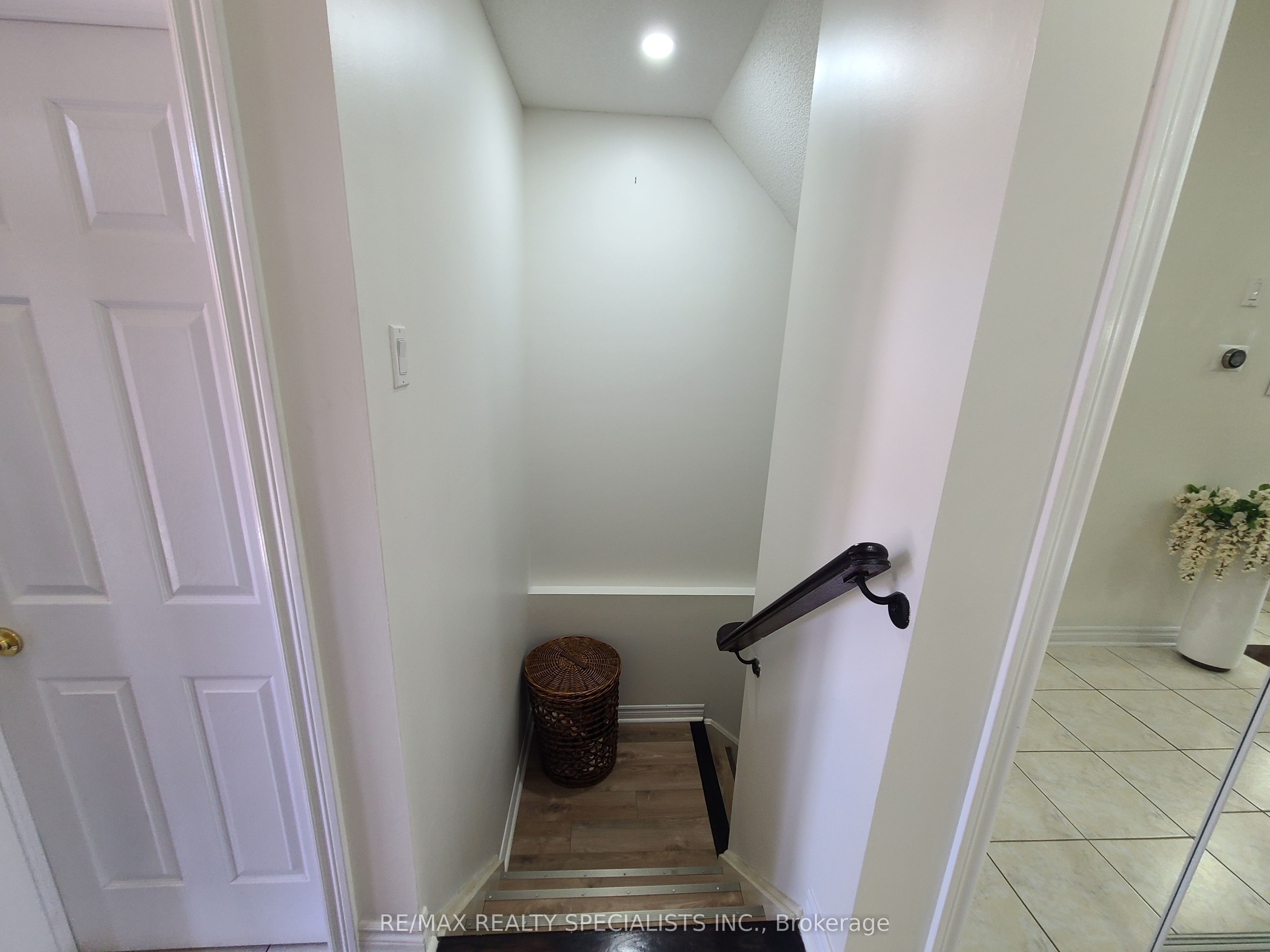 360 Hobbs Crescent Property Photo 29
