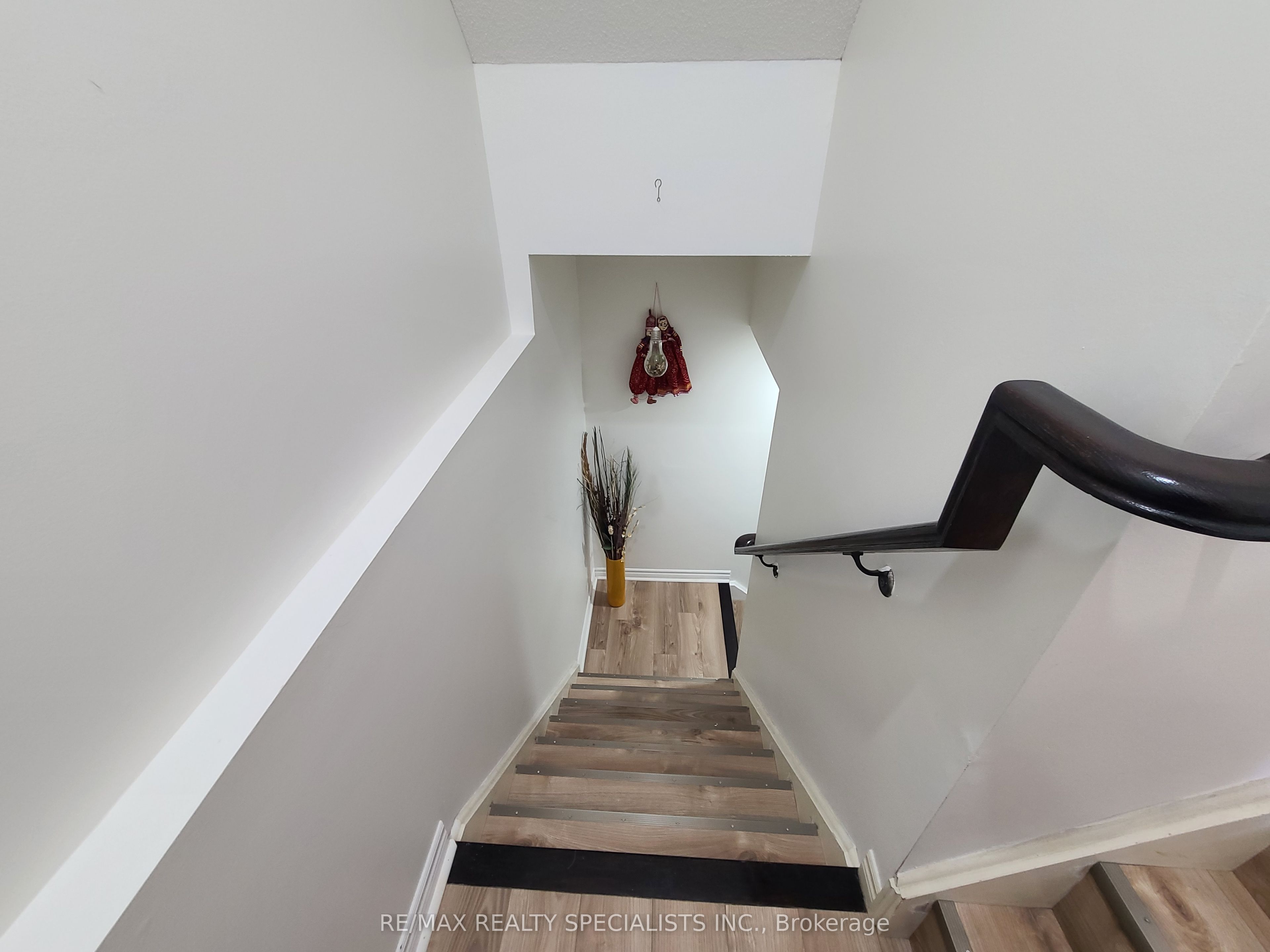 360 Hobbs Crescent Property Photo 30