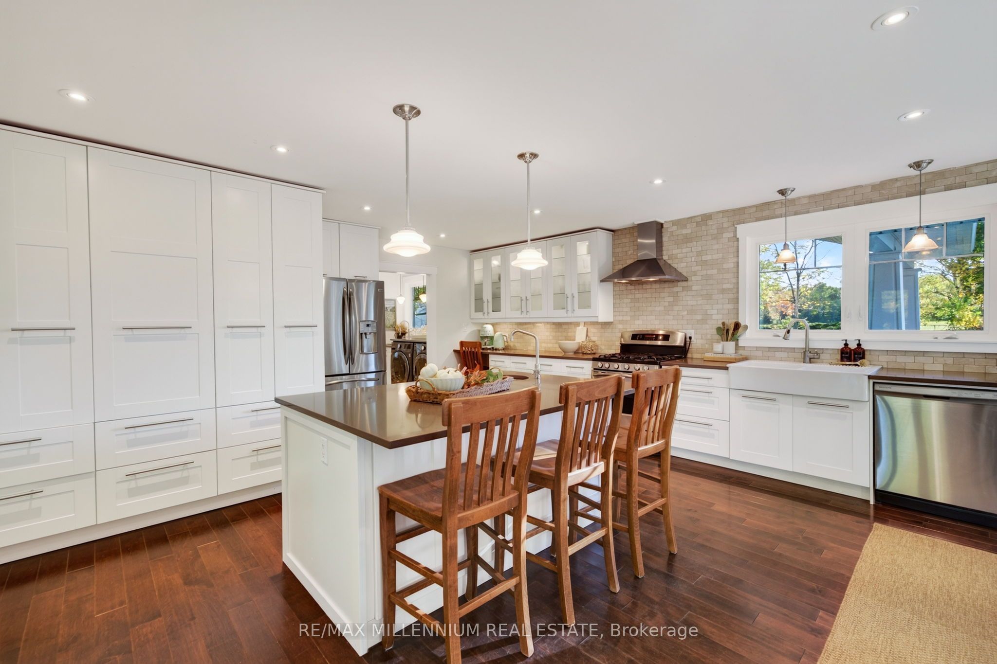 7196 Mcniven Road Property Photo 7