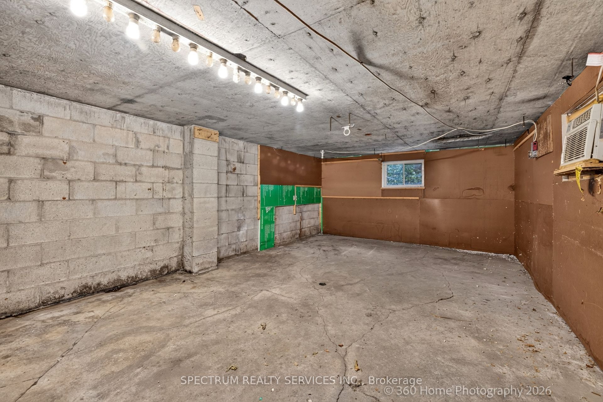 37 Newlin Crescent Property Photo 32