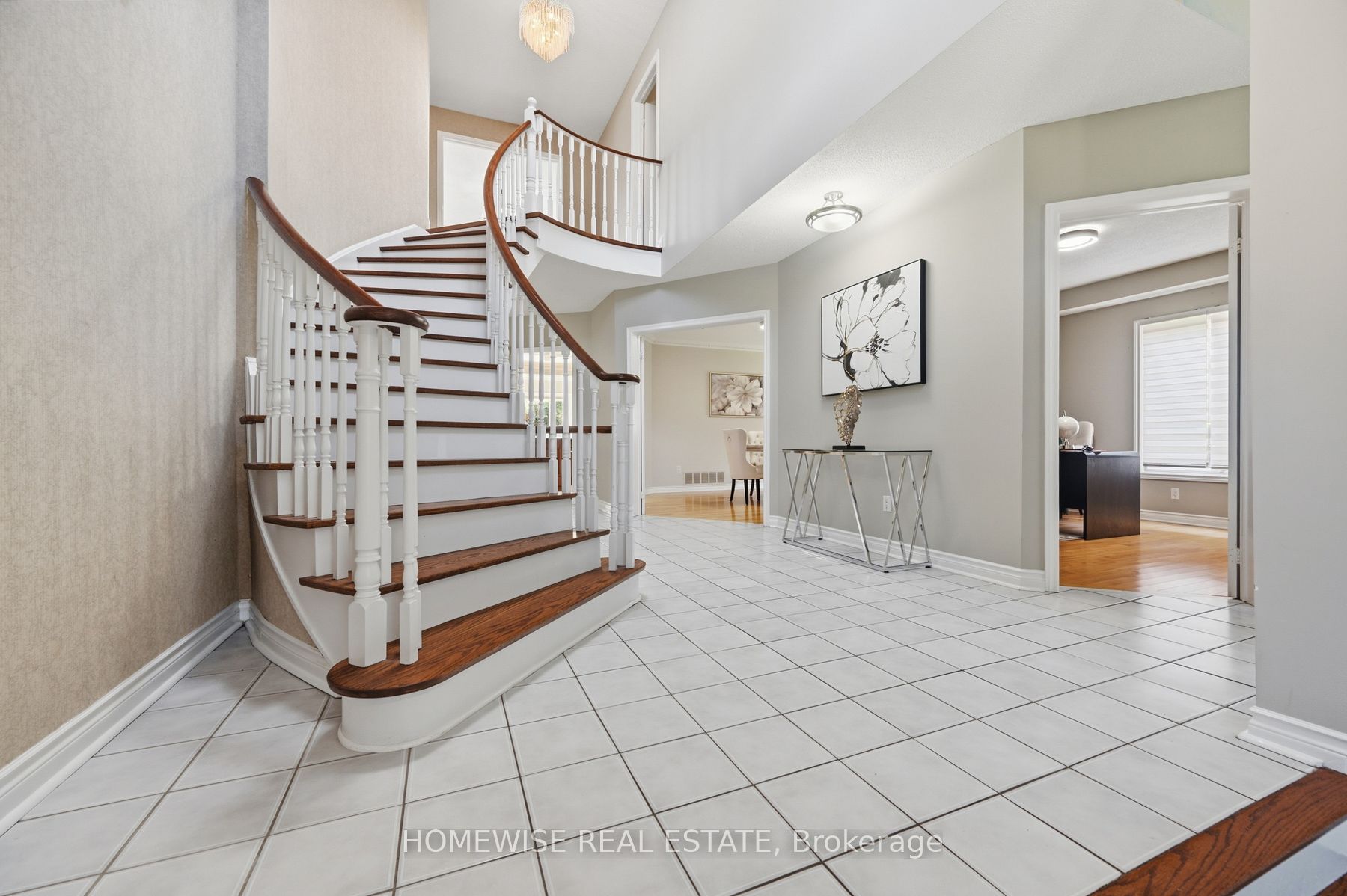 5859 Riverside Place Property Photo 2