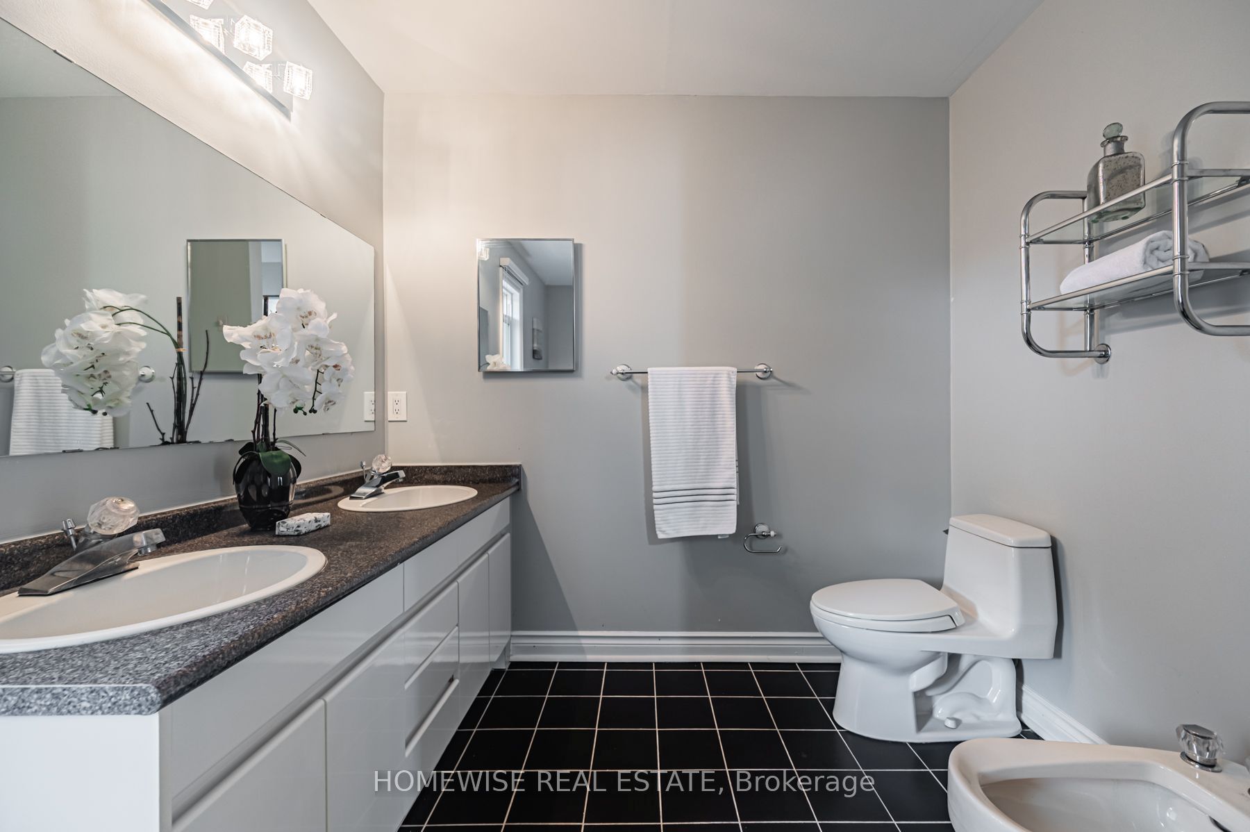 5859 Riverside Place Property Photo 23