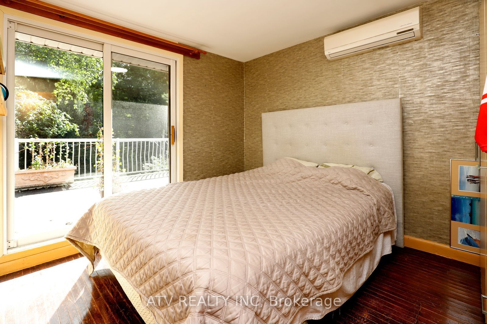 235 St Mark's Road Property Photo 24