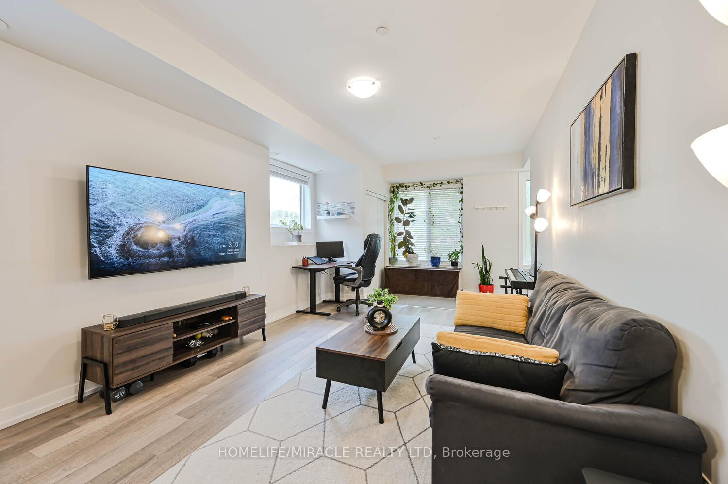 256 Royal York Road 114 Property Photo 10