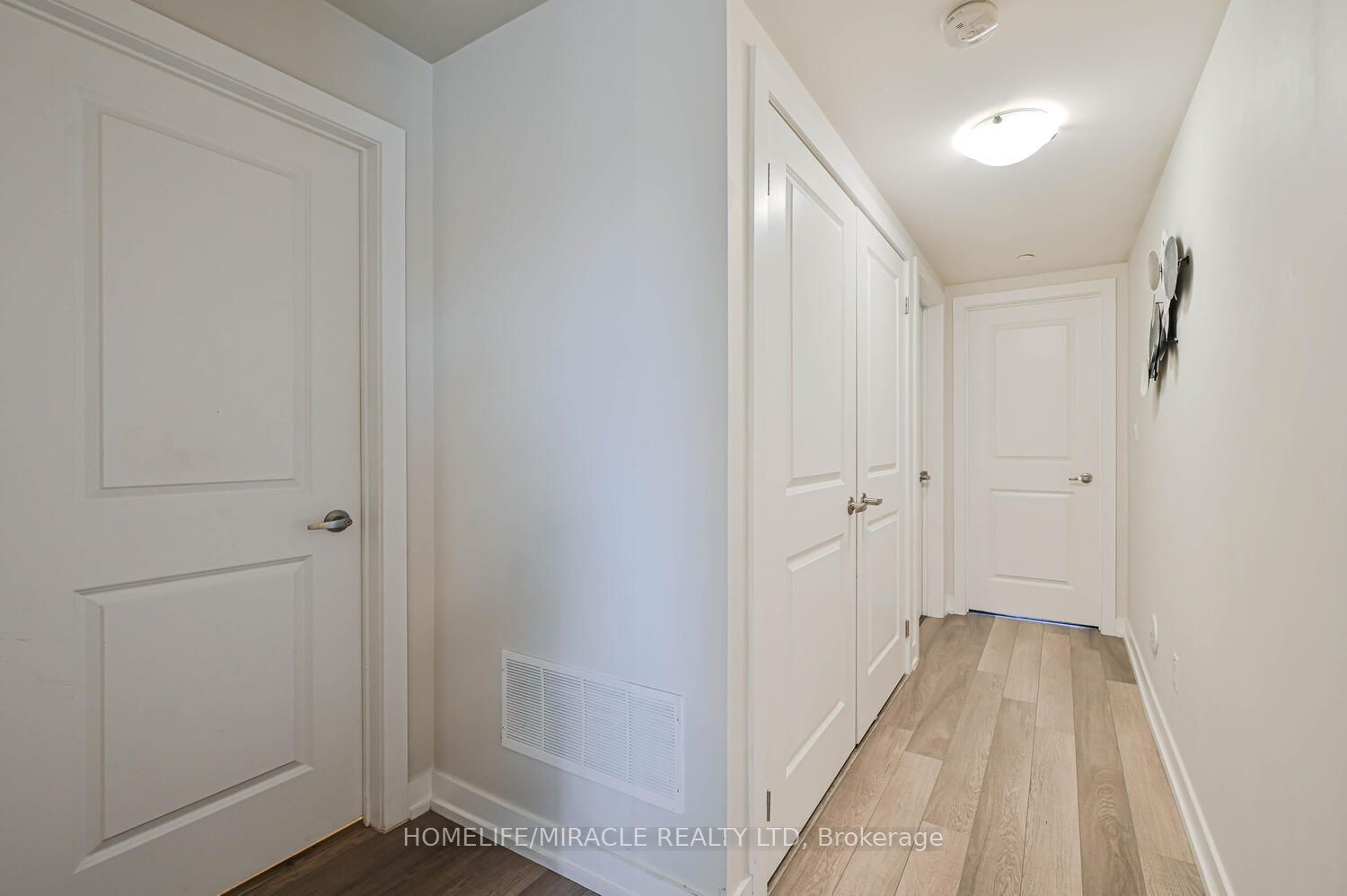 256 Royal York Road 114 Property Photo 20