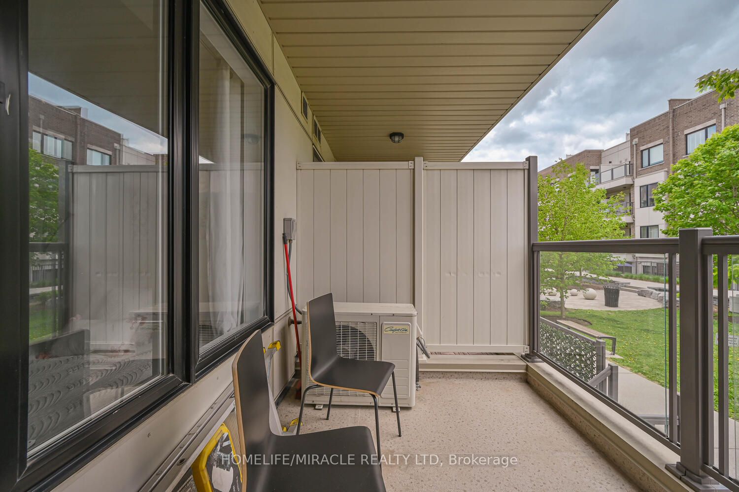 256 Royal York Road 114 Property Photo 26