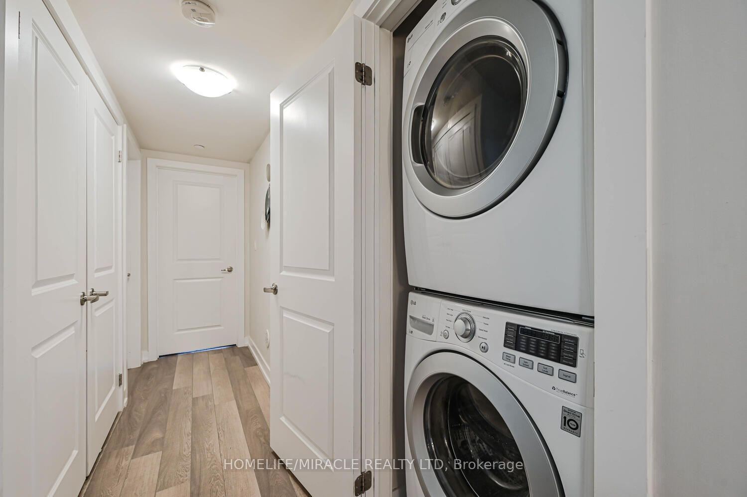 256 Royal York Road 114 Property Photo 34