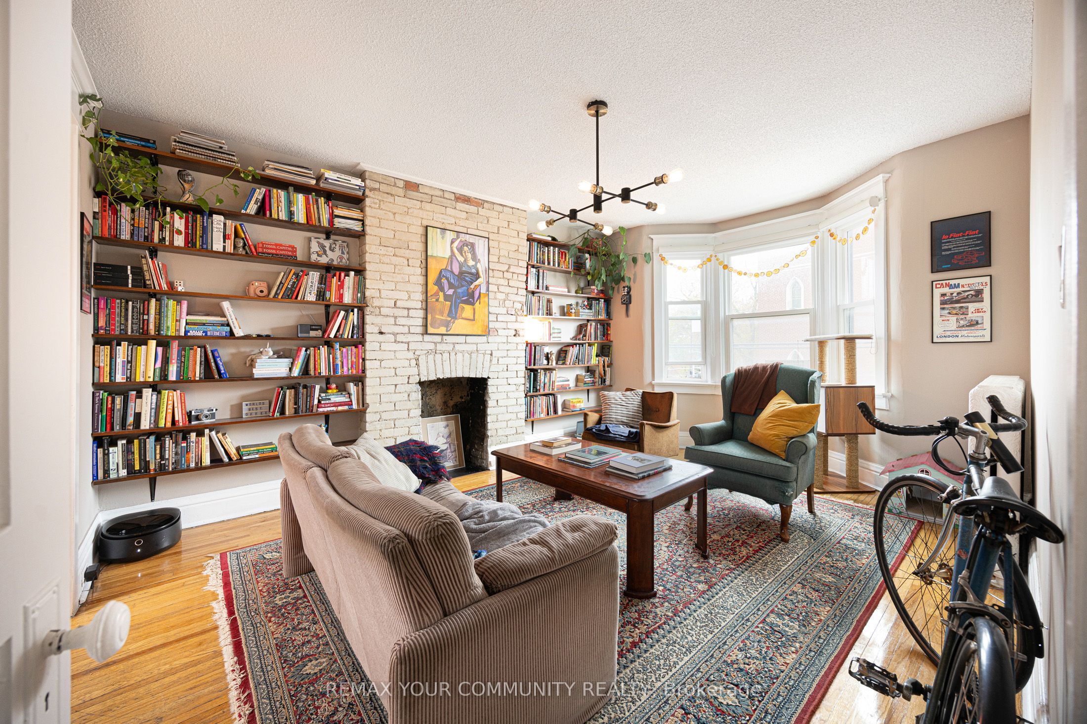 151 Roncesvalles Avenue Property Photo 3