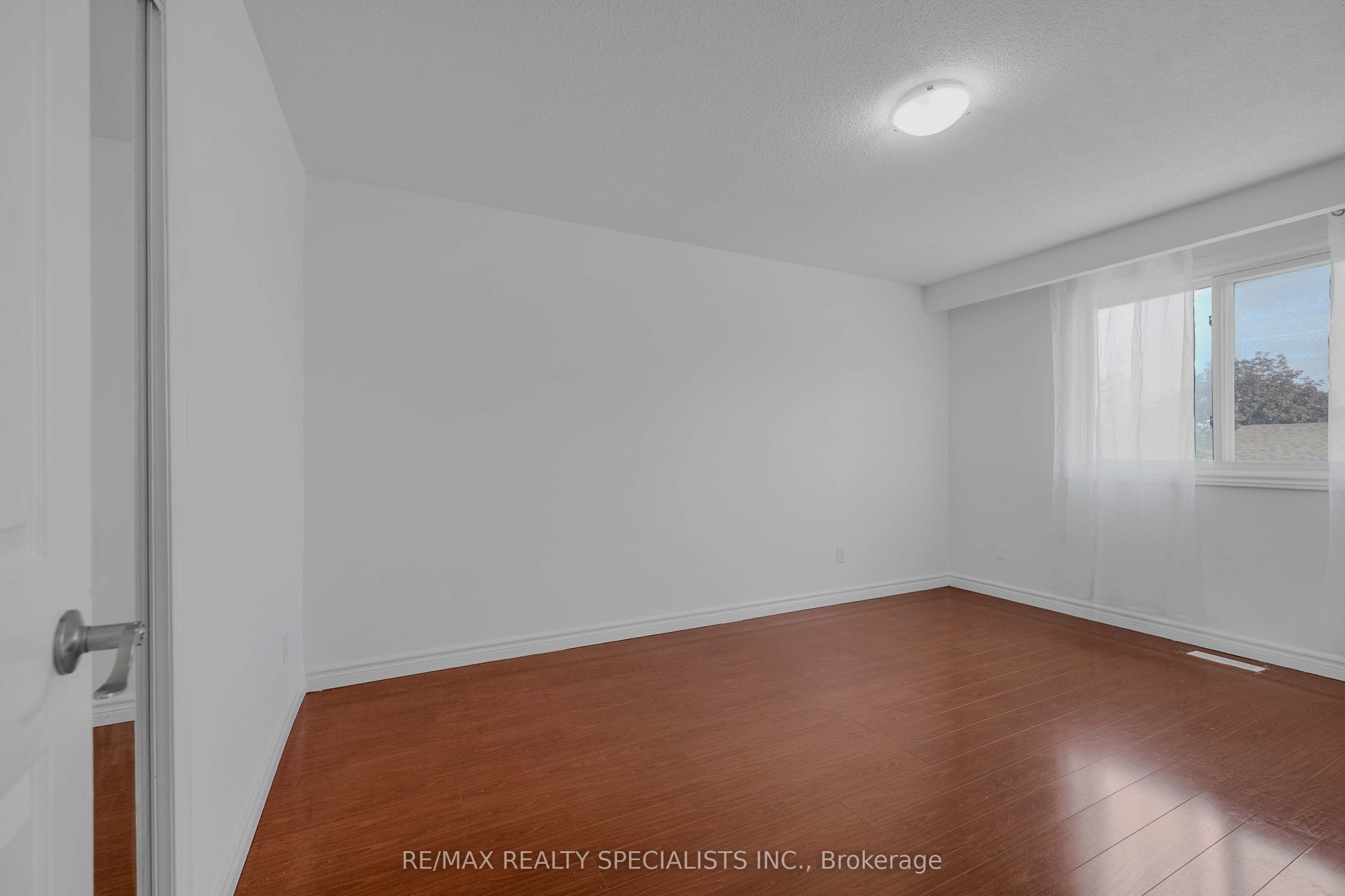3525 Brandon Gate Drive 11 Property Photo 15