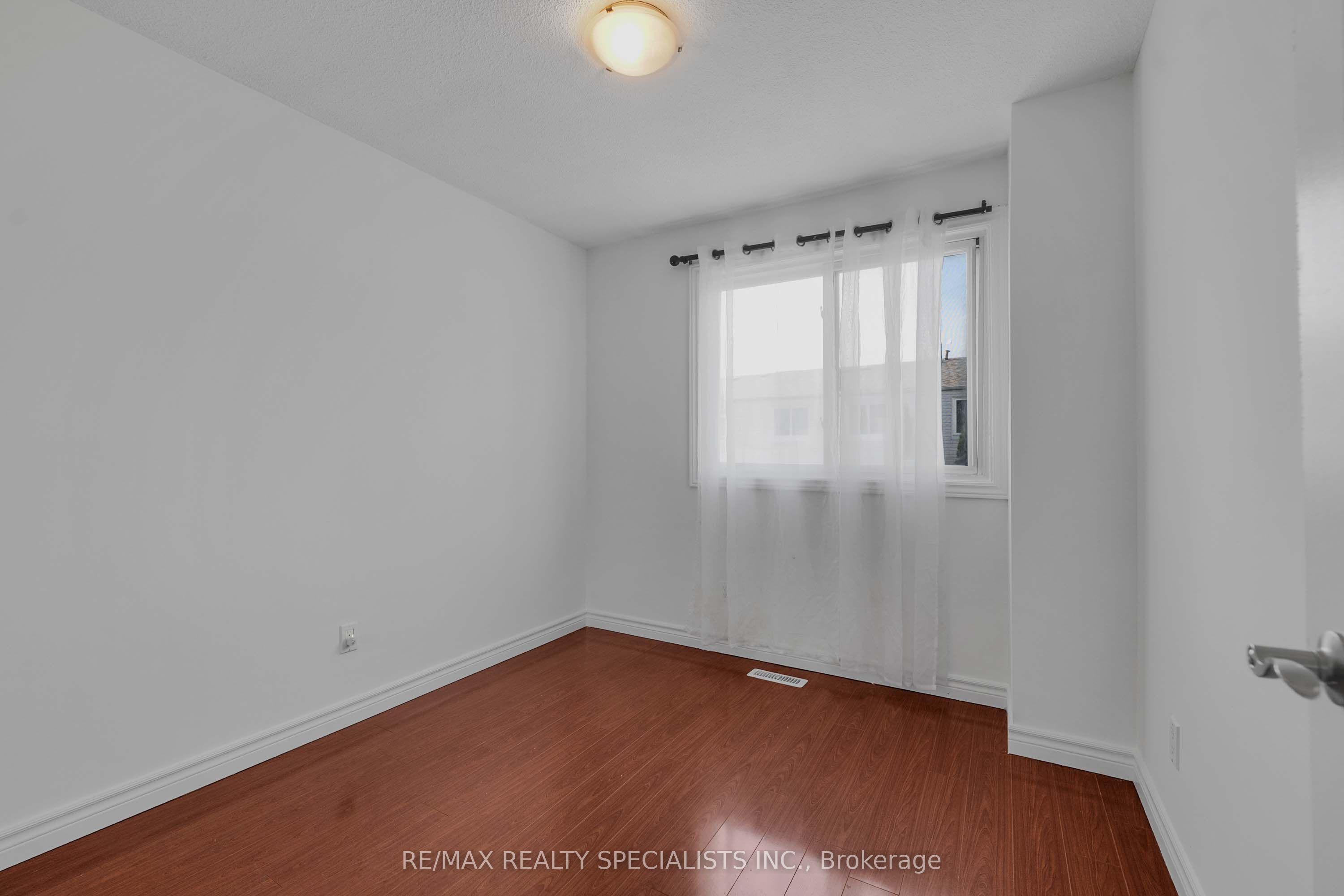 3525 Brandon Gate Drive 11 Property Photo 19