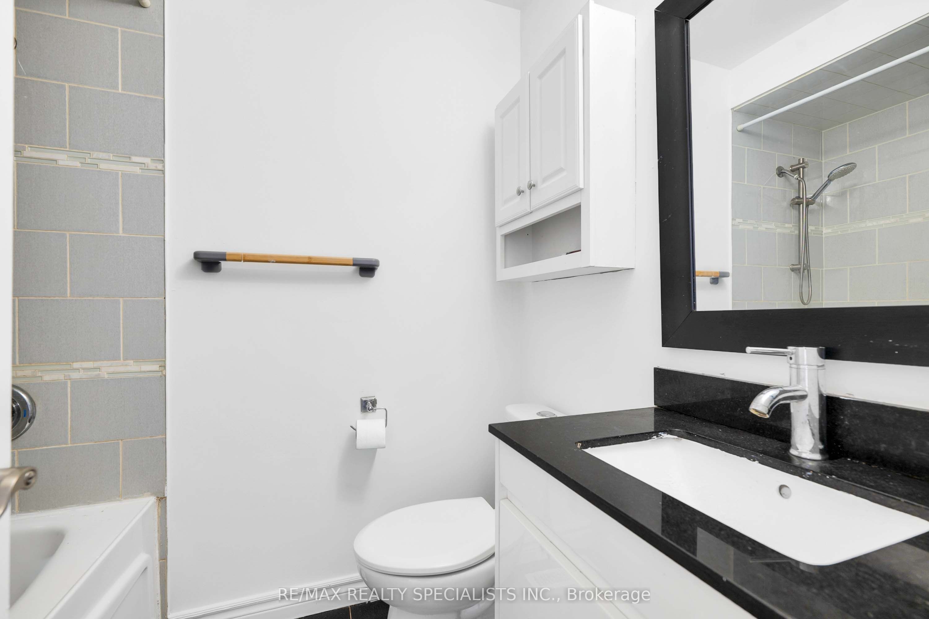 3525 Brandon Gate Drive 11 Property Photo 22